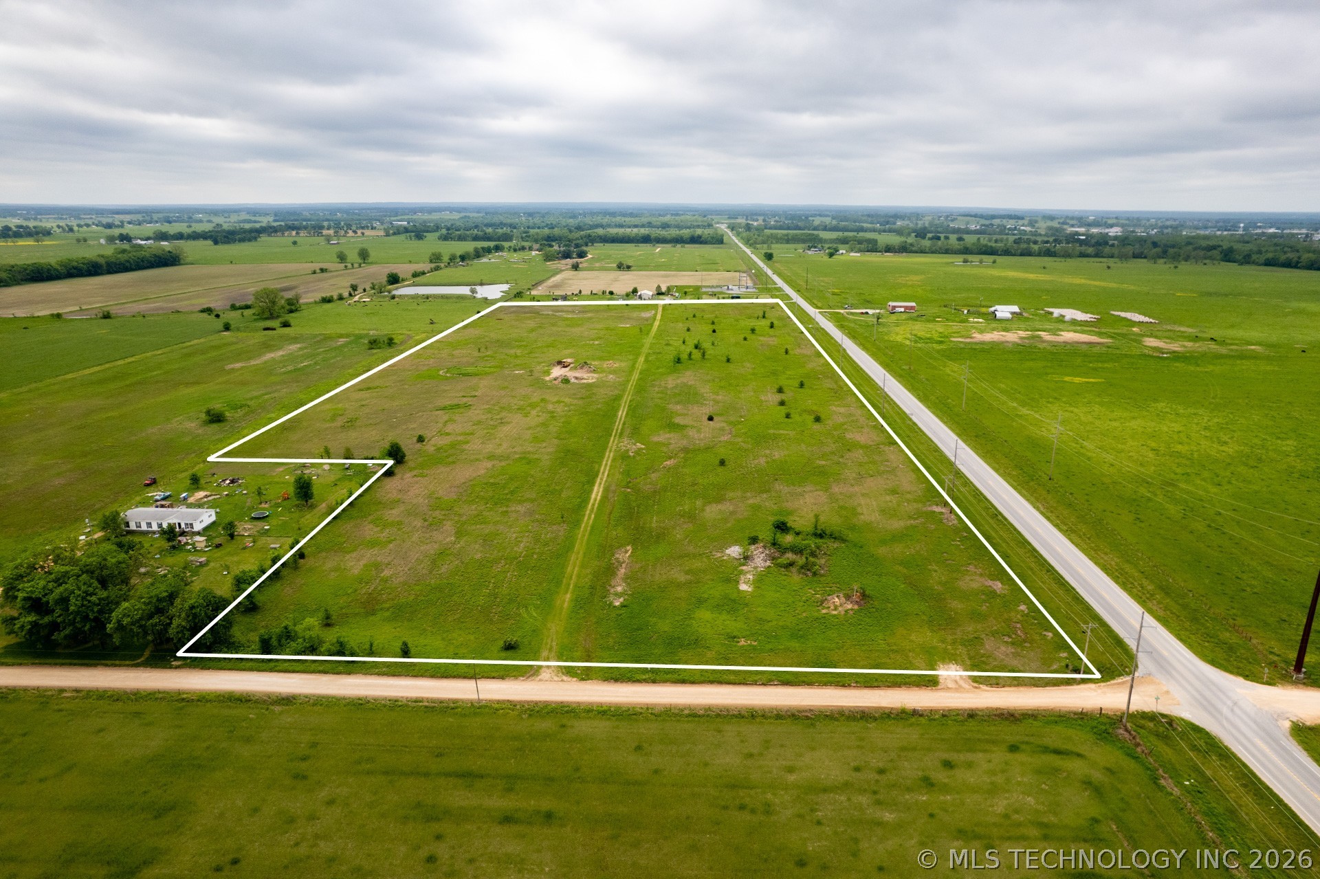 30 S Highway 10 Grove OK 74344