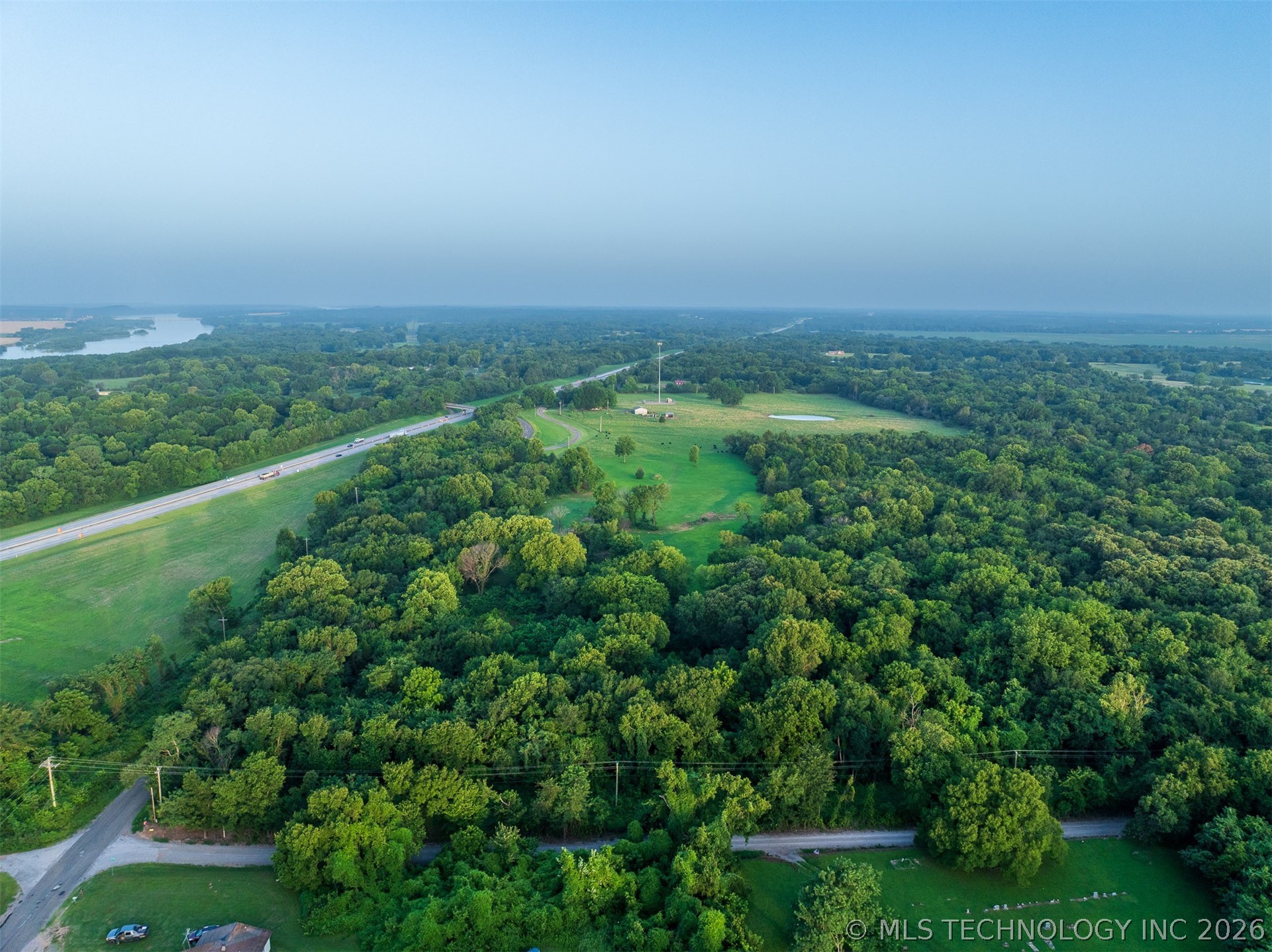 8 E 60th Street N Porter OK 74454