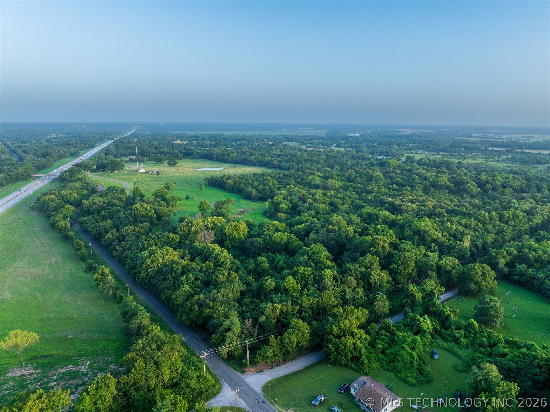 8 E 60th Street N Porter OK 74454