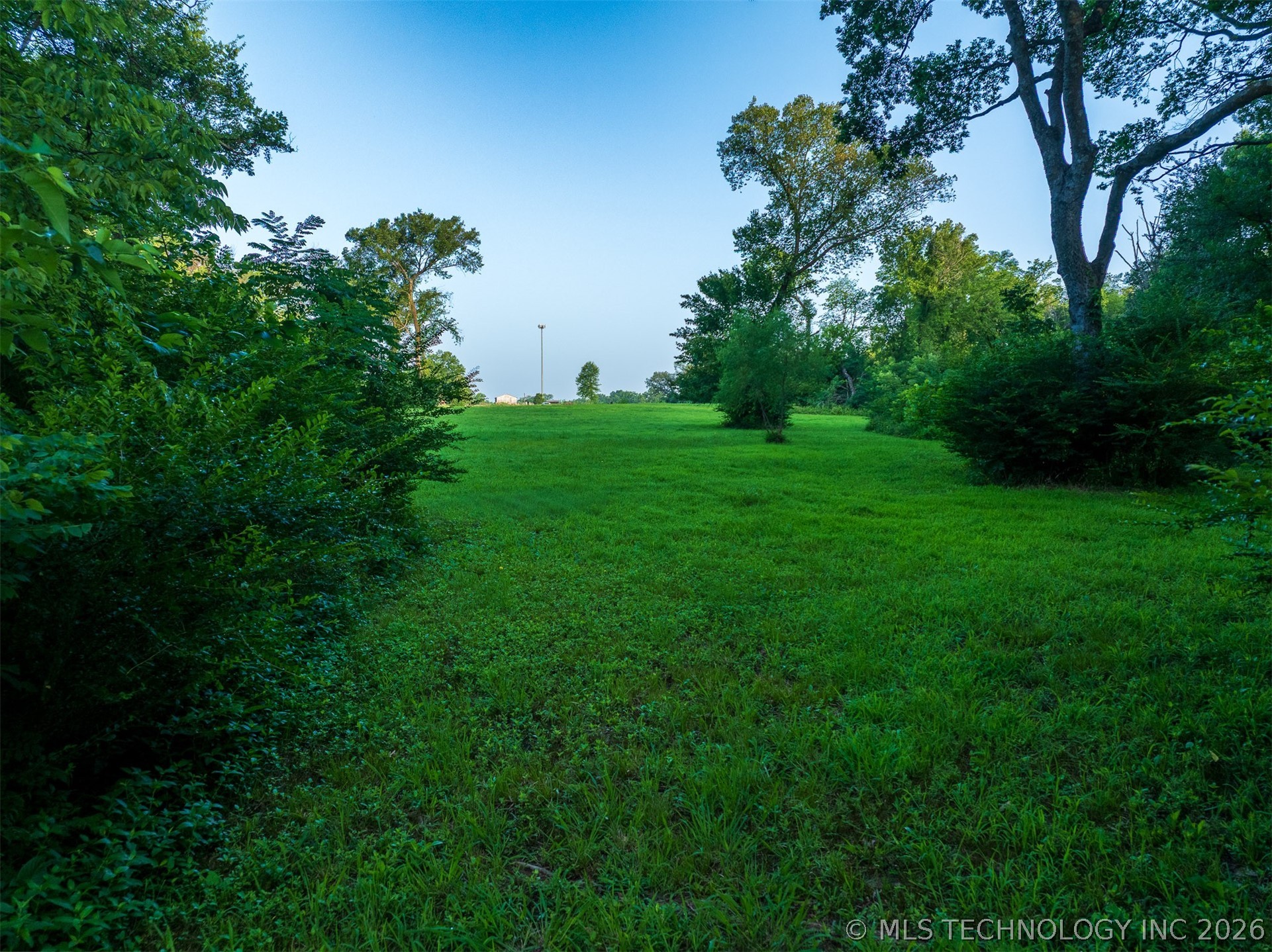 8 E 60th Street N Porter OK 74454