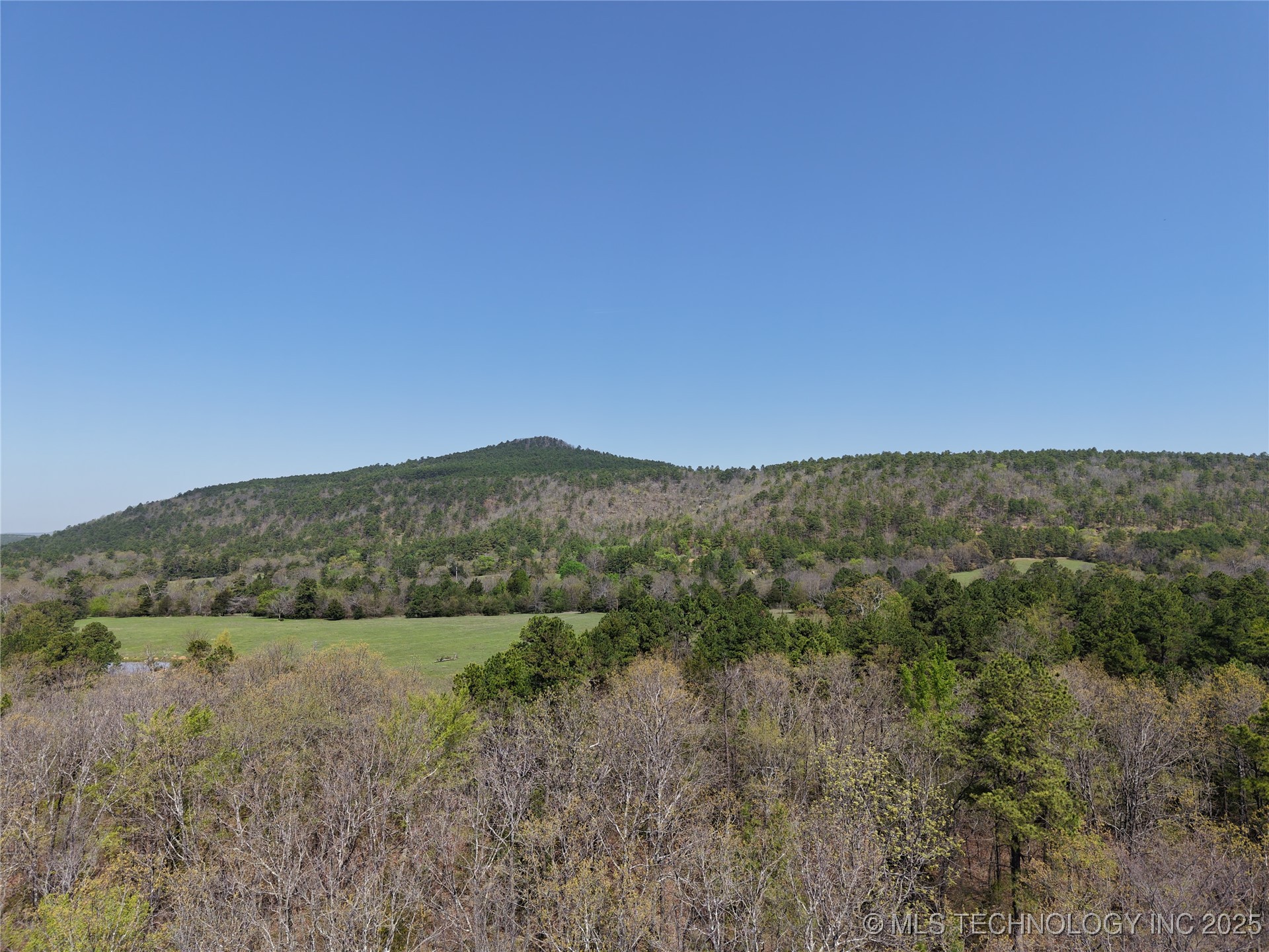 2 NW 196th Road Wilburton OK 74578