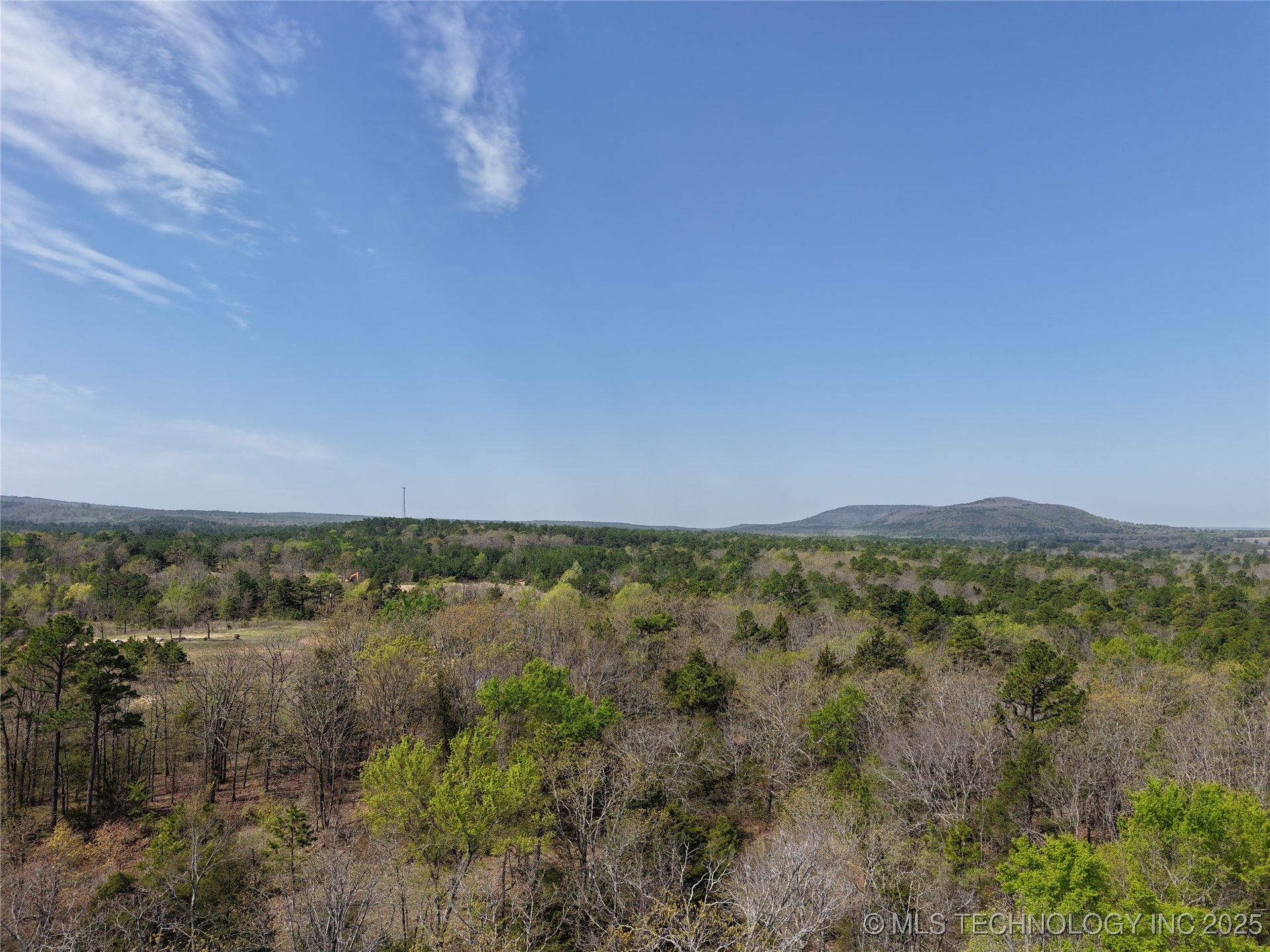 2 NW 196th Road Wilburton OK 74578
