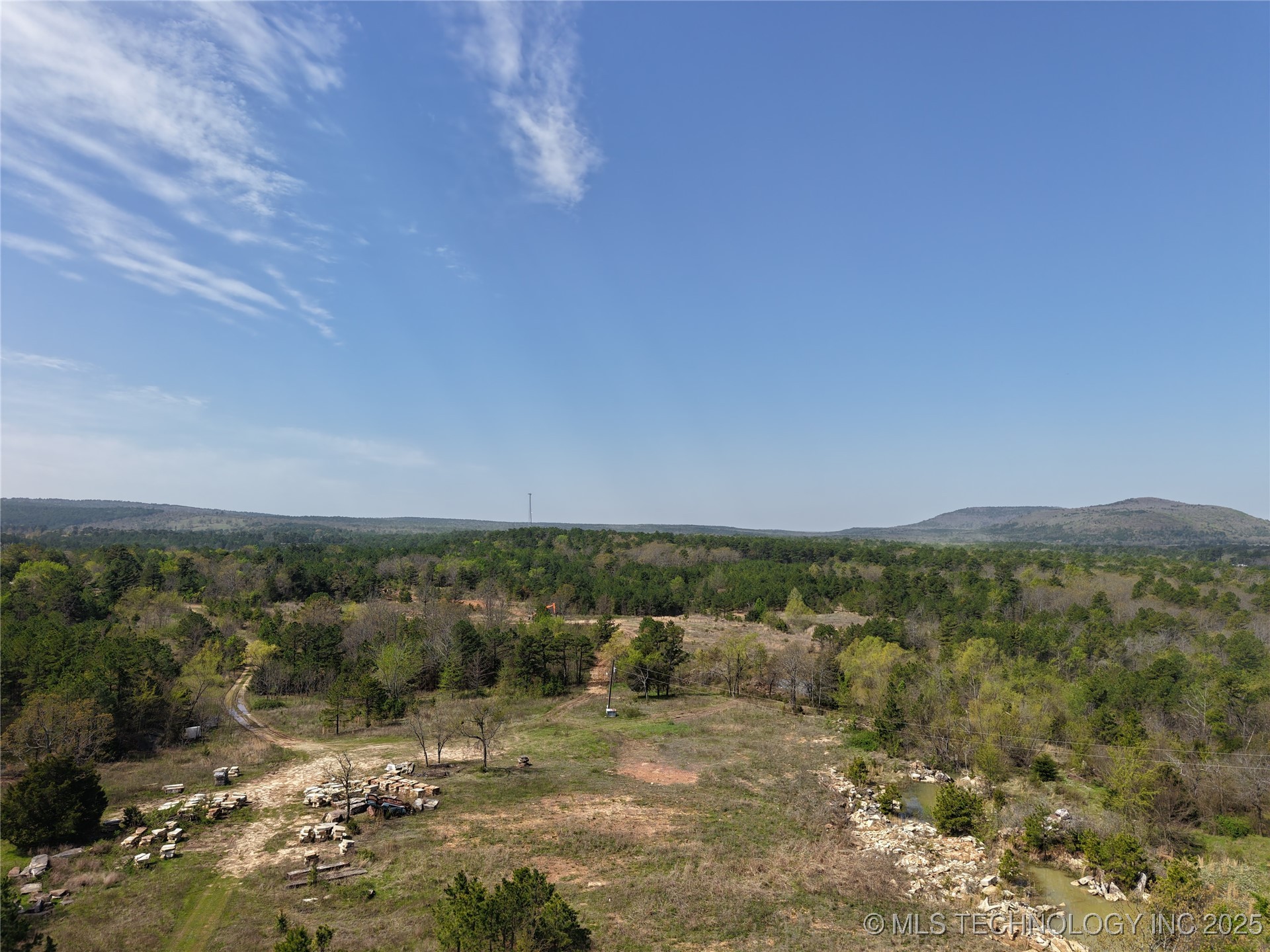 2 NW 196th Road Wilburton OK 74578