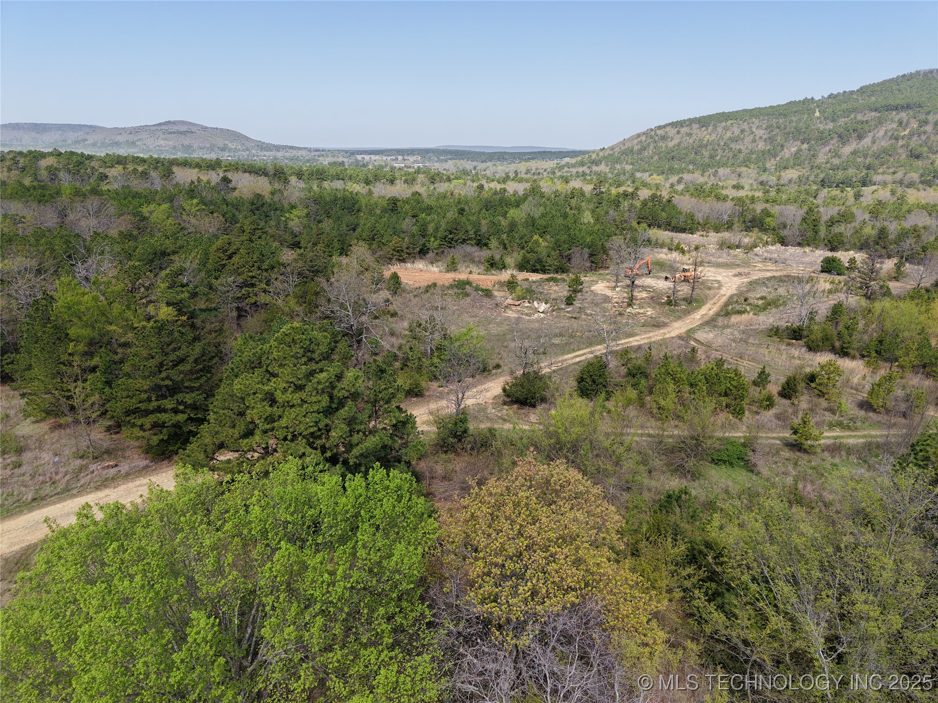2 NW 196th Road Wilburton OK 74578