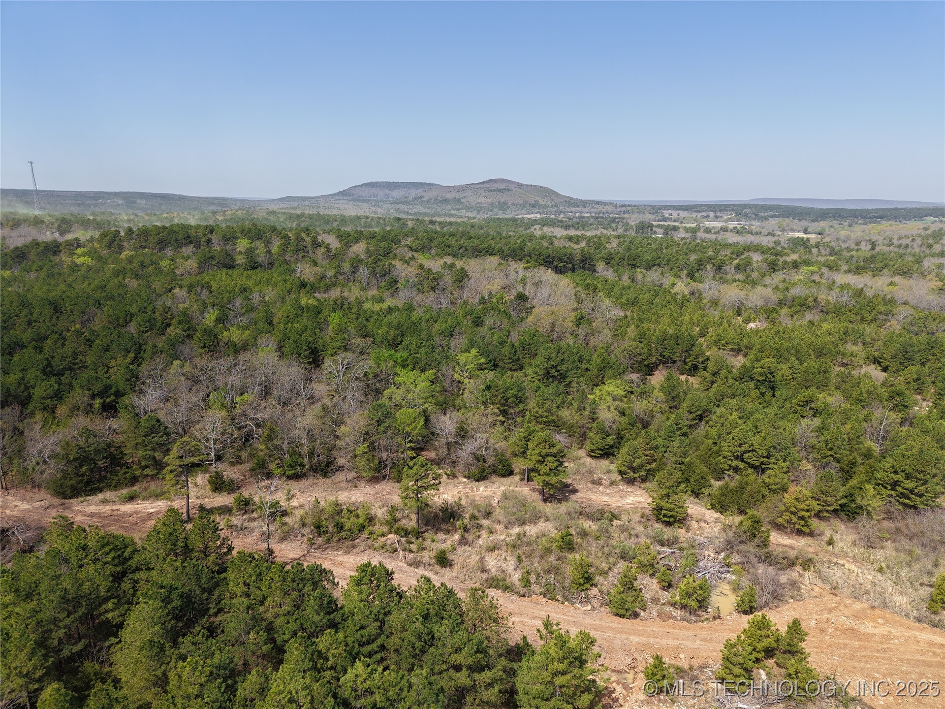 2 NW 196th Road Wilburton OK 74578