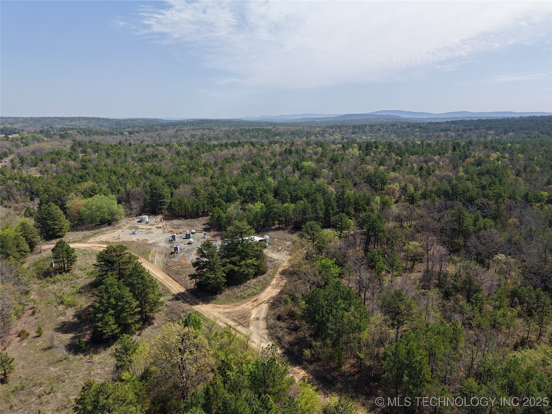2 NW 196th Road Wilburton OK 74578