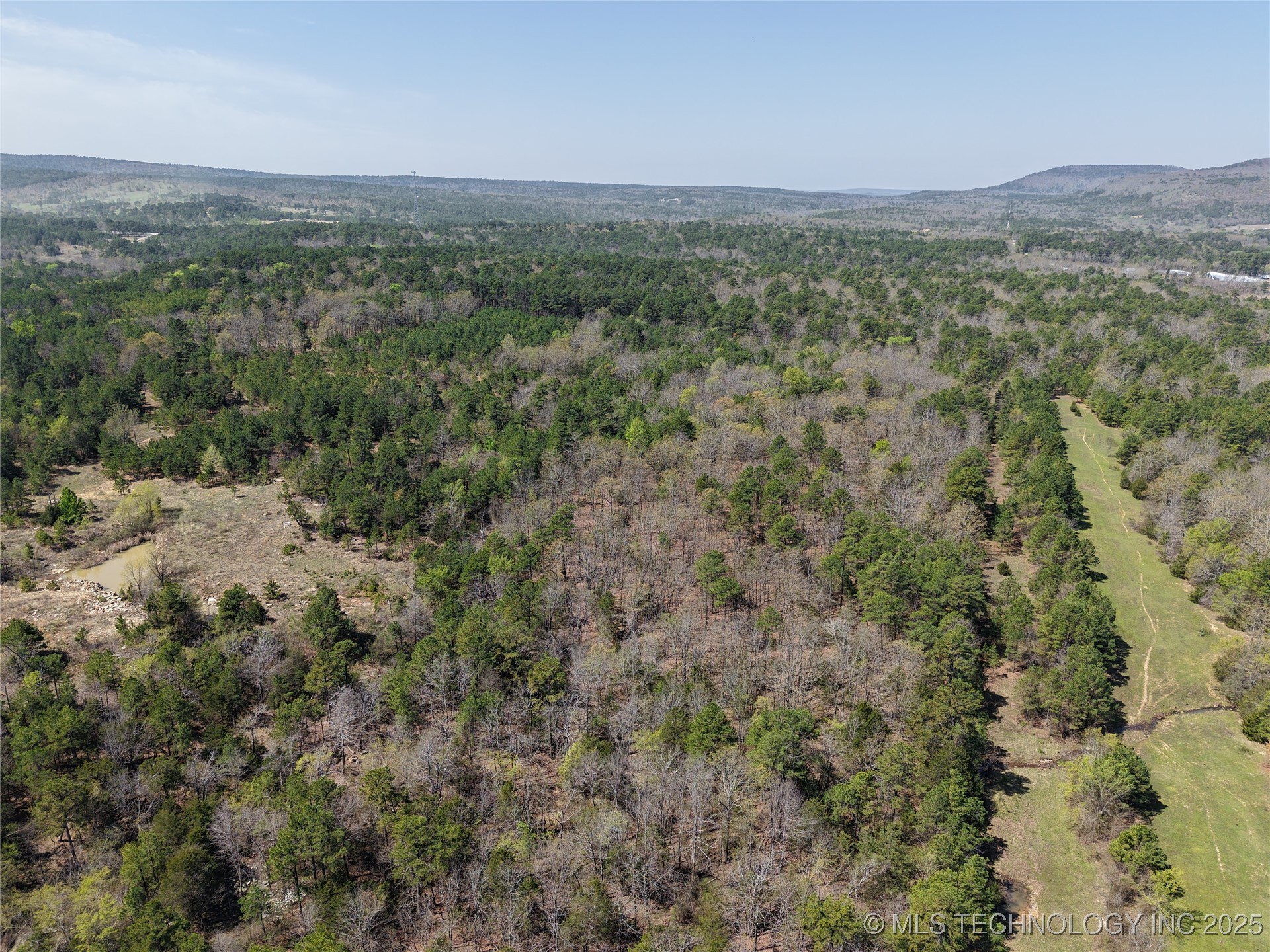 2 NW 196th Road Wilburton OK 74578