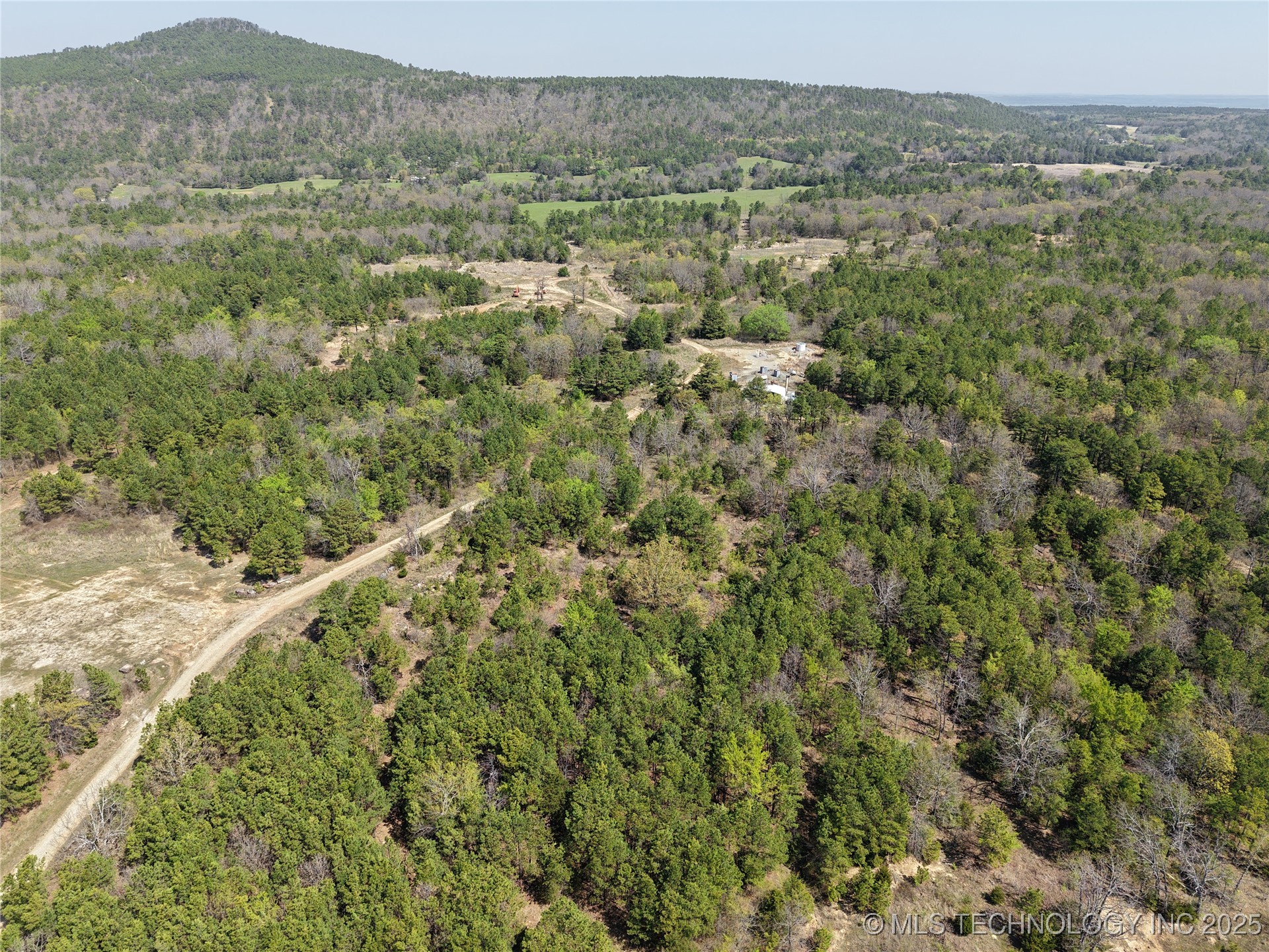 2 NW 196th Road Wilburton OK 74578