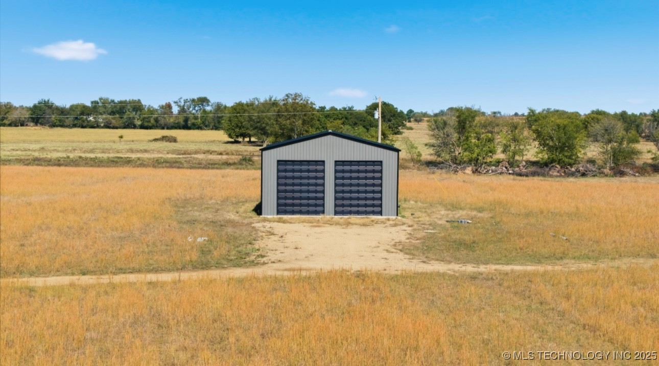 Banyan Road Morris OK 74445