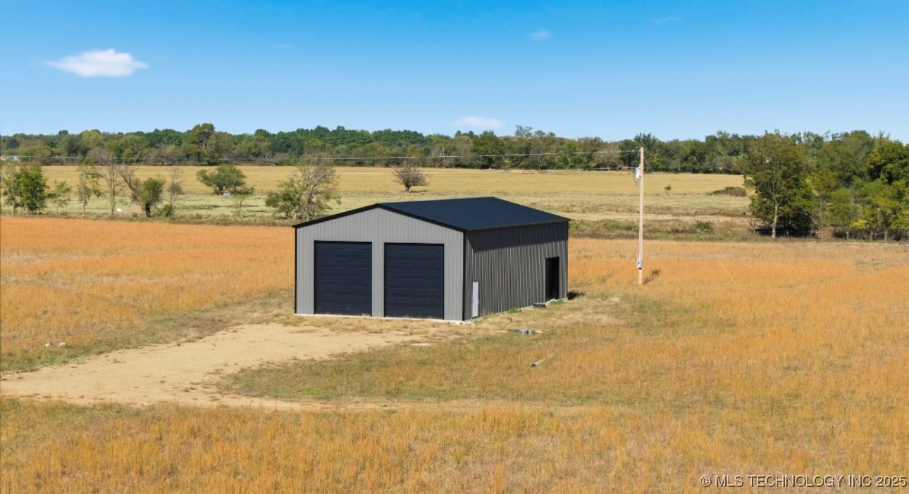 Banyan Road Morris OK 74445