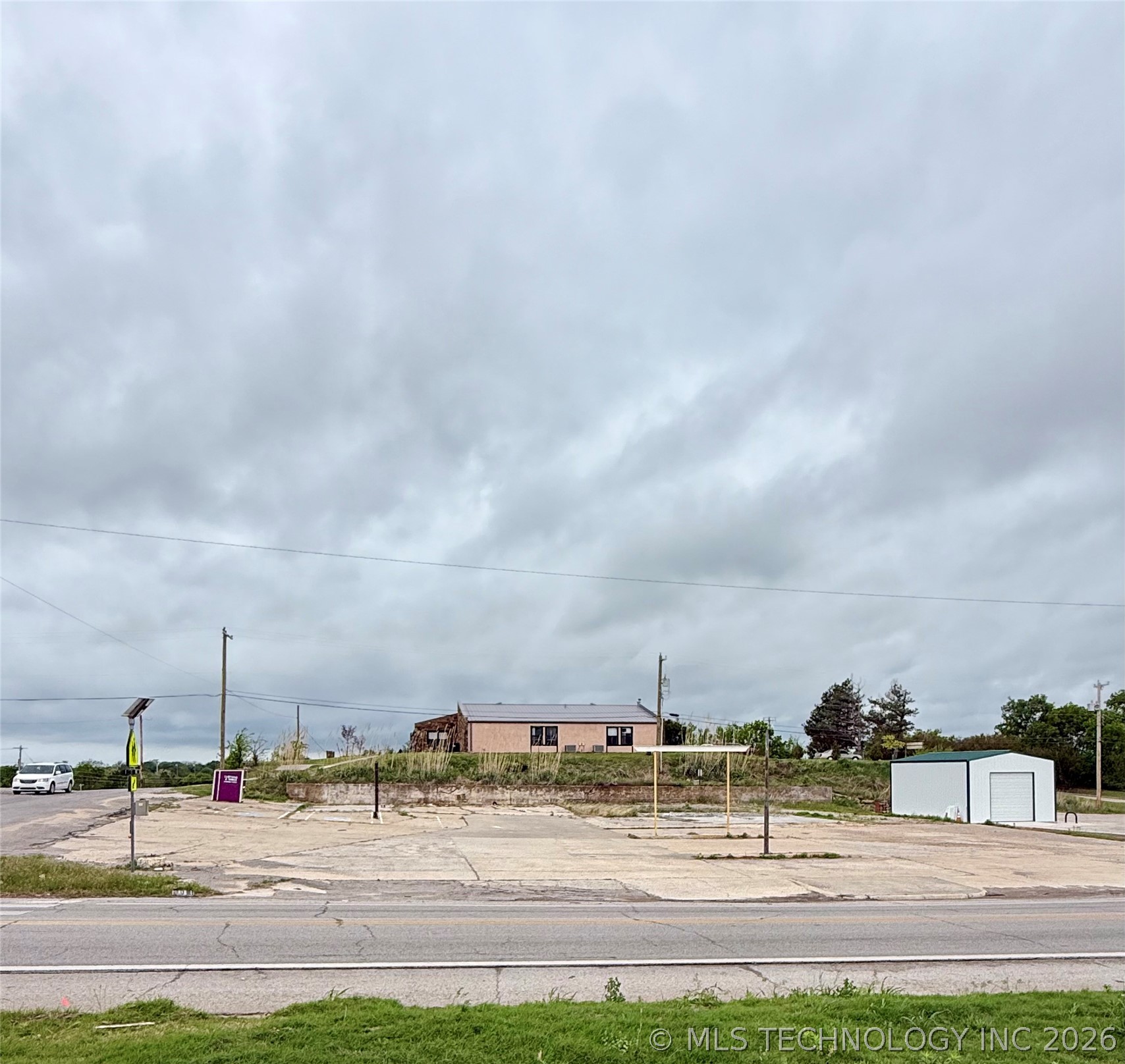 1202 W 1st Sulphur OK 73086