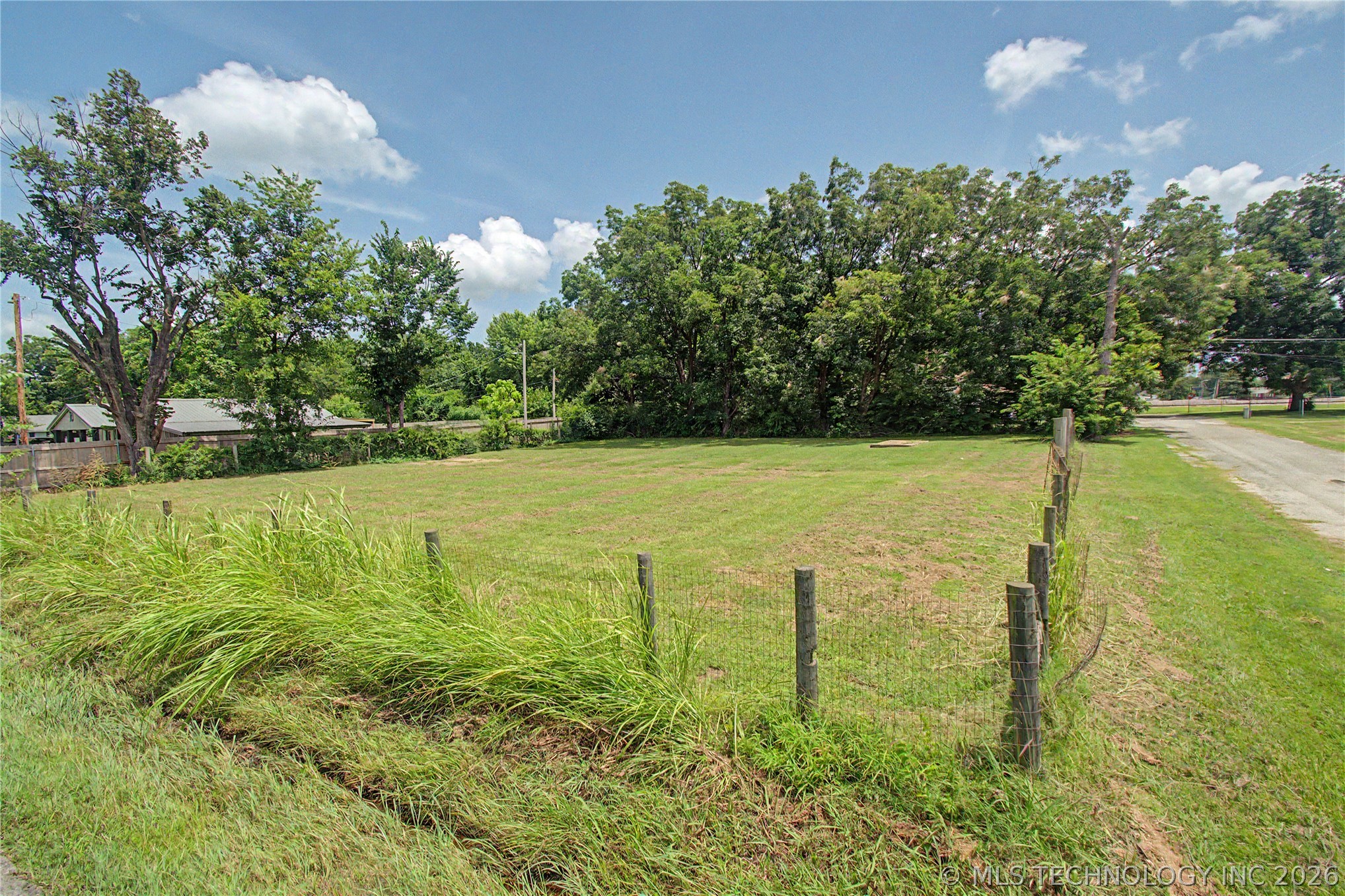 205 W Park Avenue Checotah OK 74426
