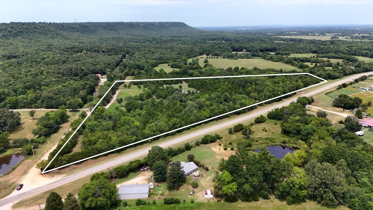 5652 E Highway 71 Porum OK 74455