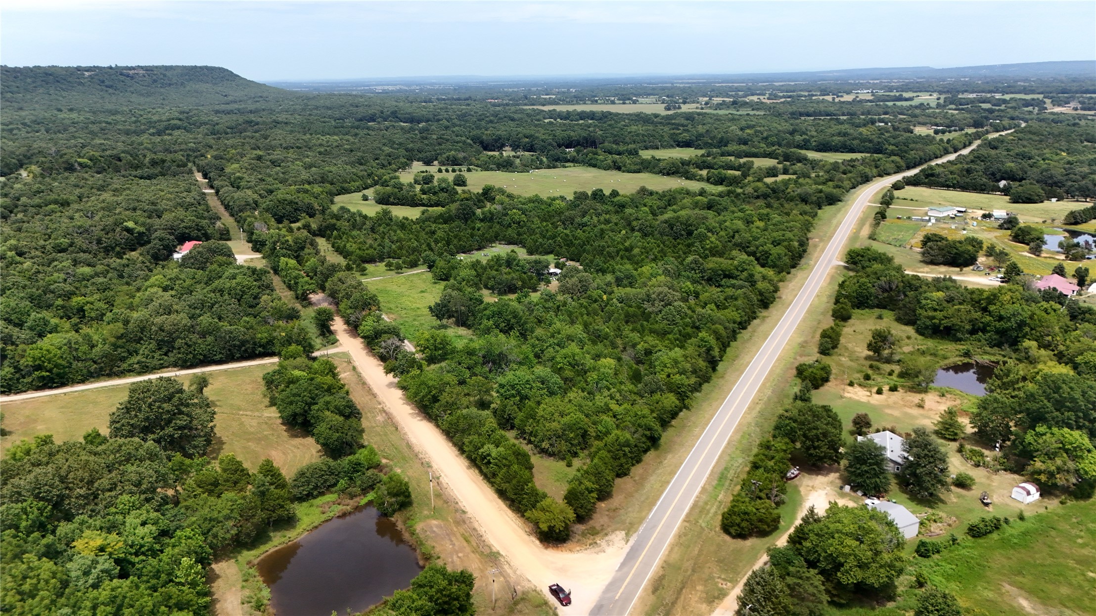 5652 E Highway 71 Porum OK 74455