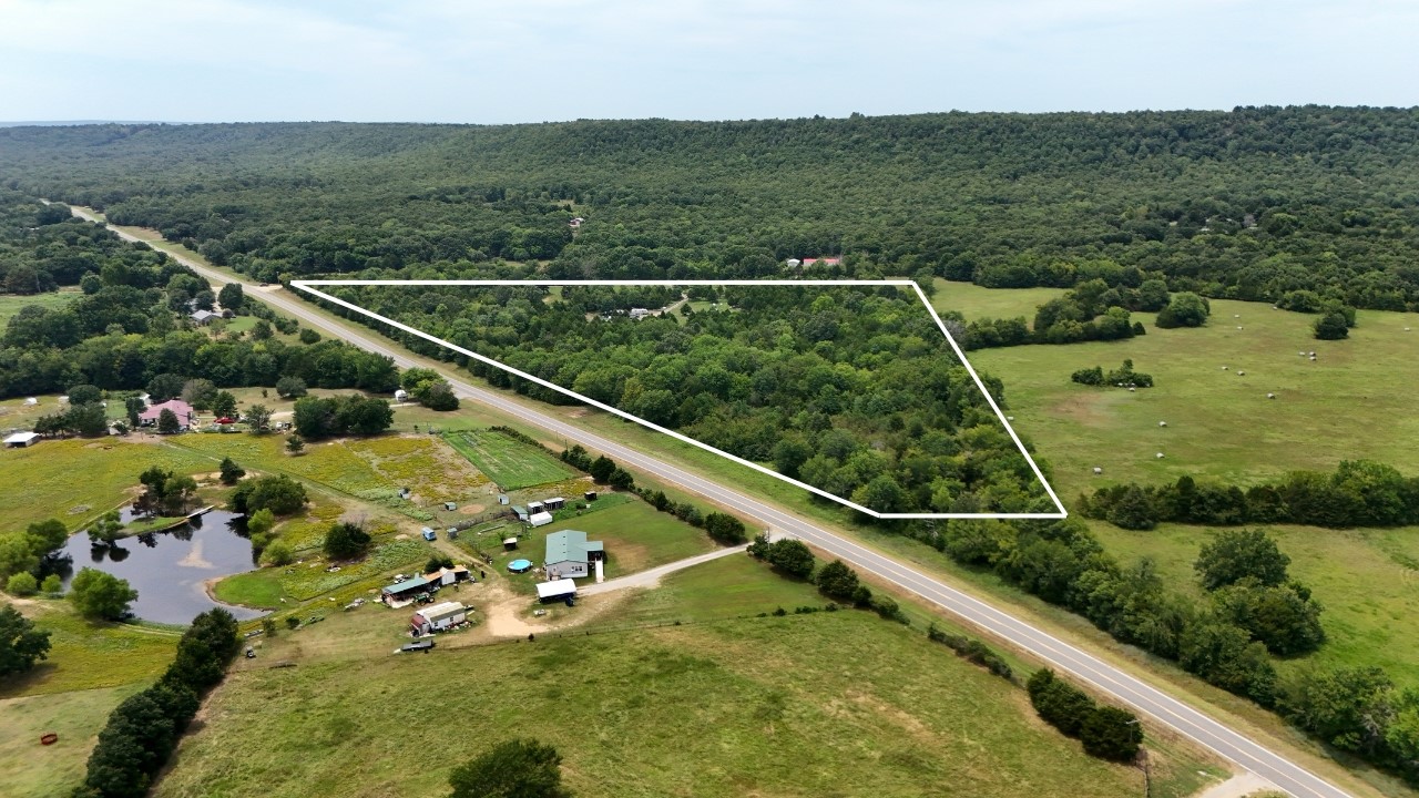 5652 E Highway 71 Porum OK 74455