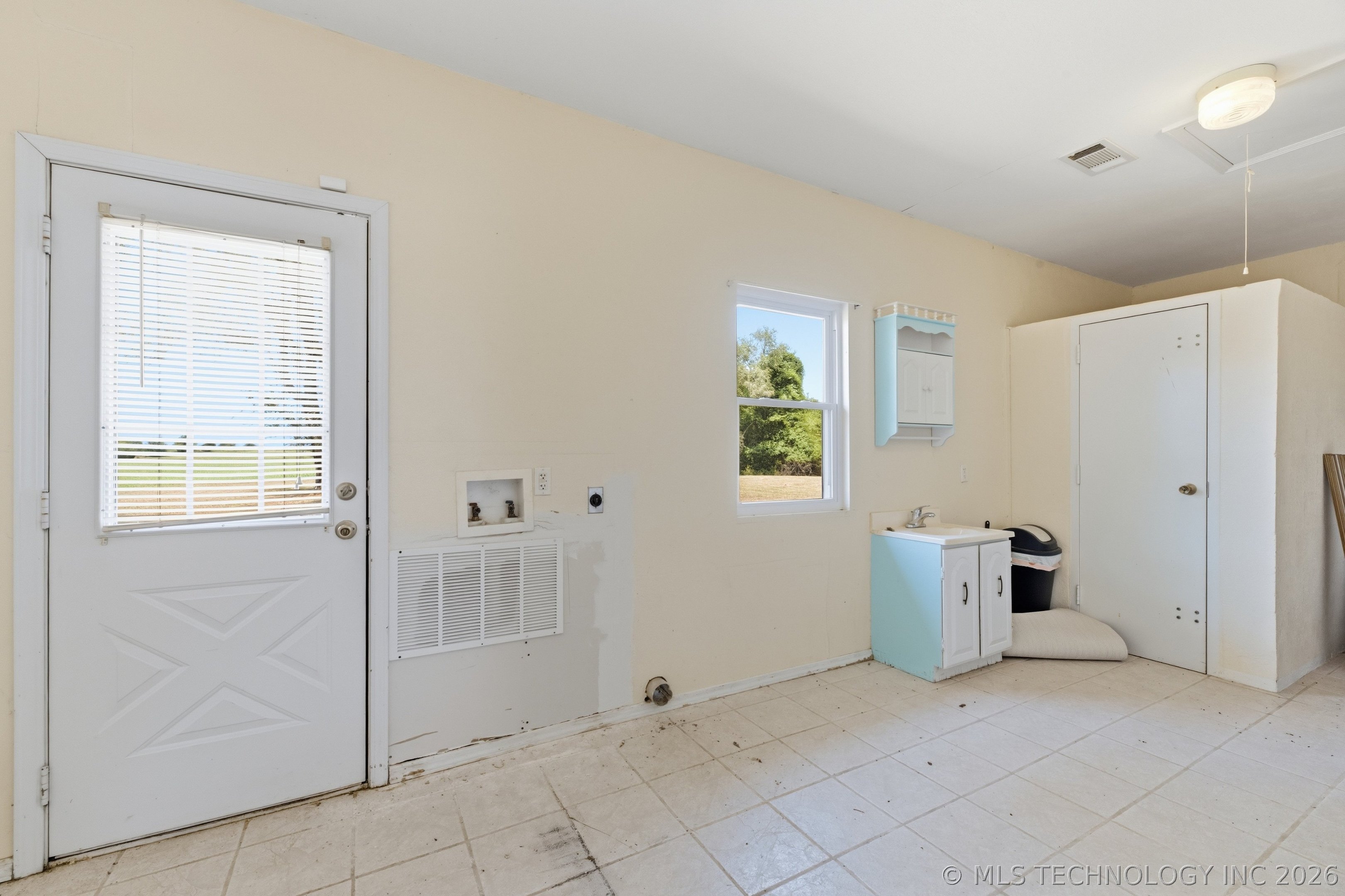 10812 N Sheridan Road Sperry OK 74073