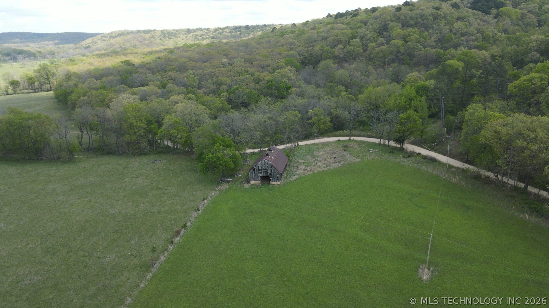12231 N 569 Road Proctor OK 74457