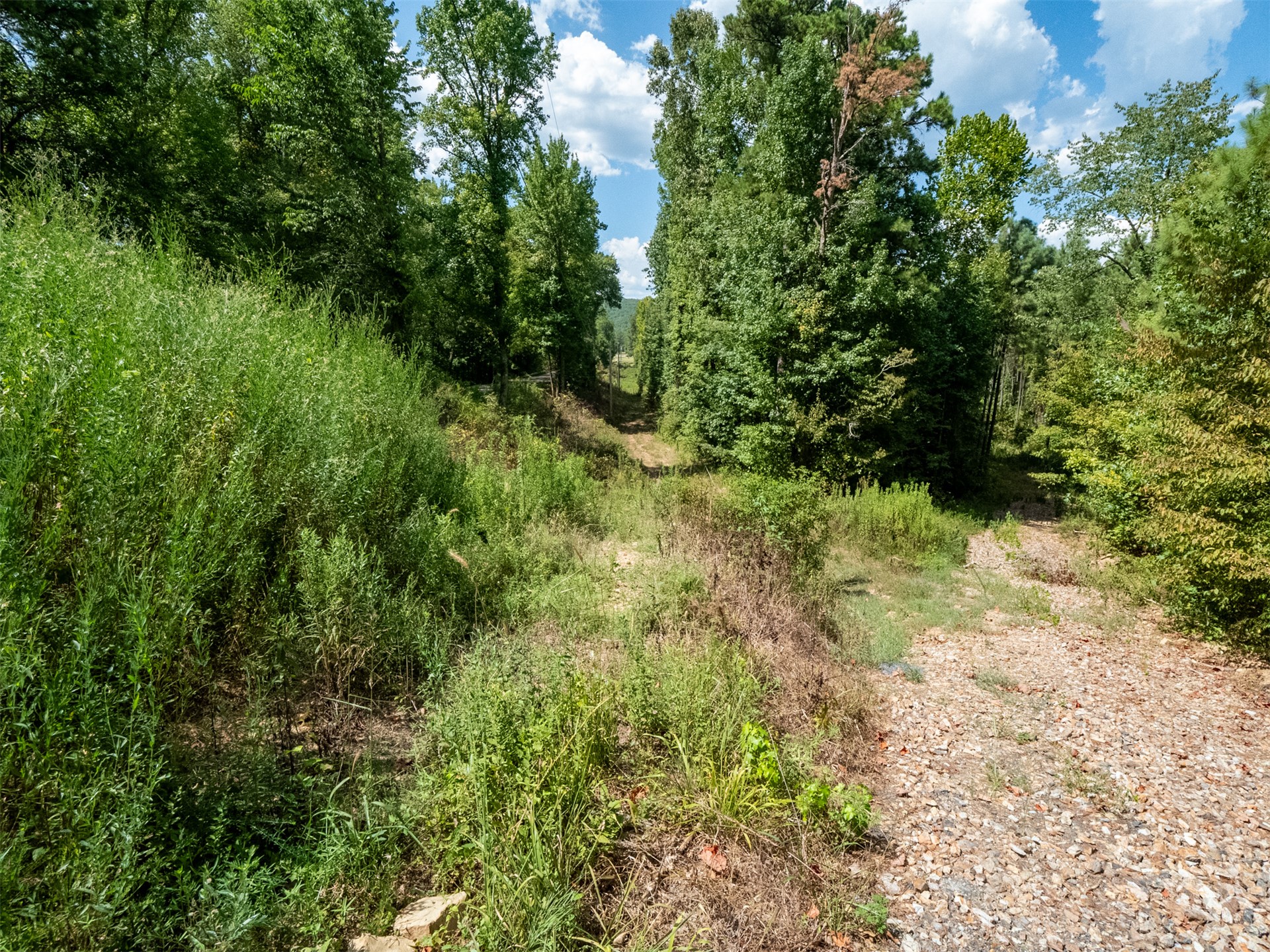 Indian Trail Smithville OK 74957