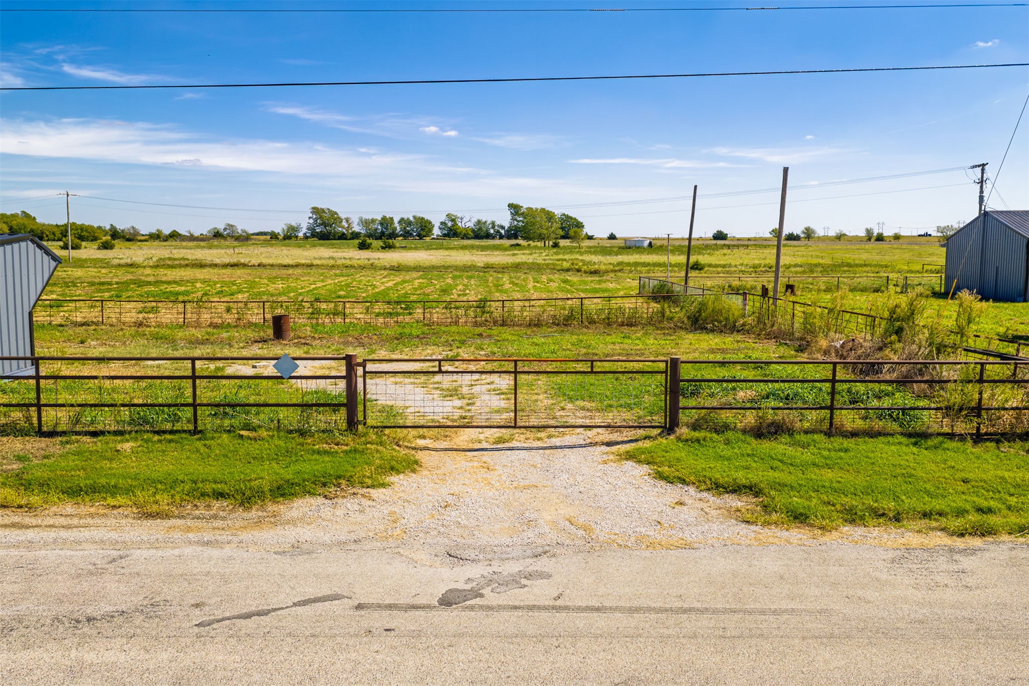 8 N 3990 Road Dewey OK 74029