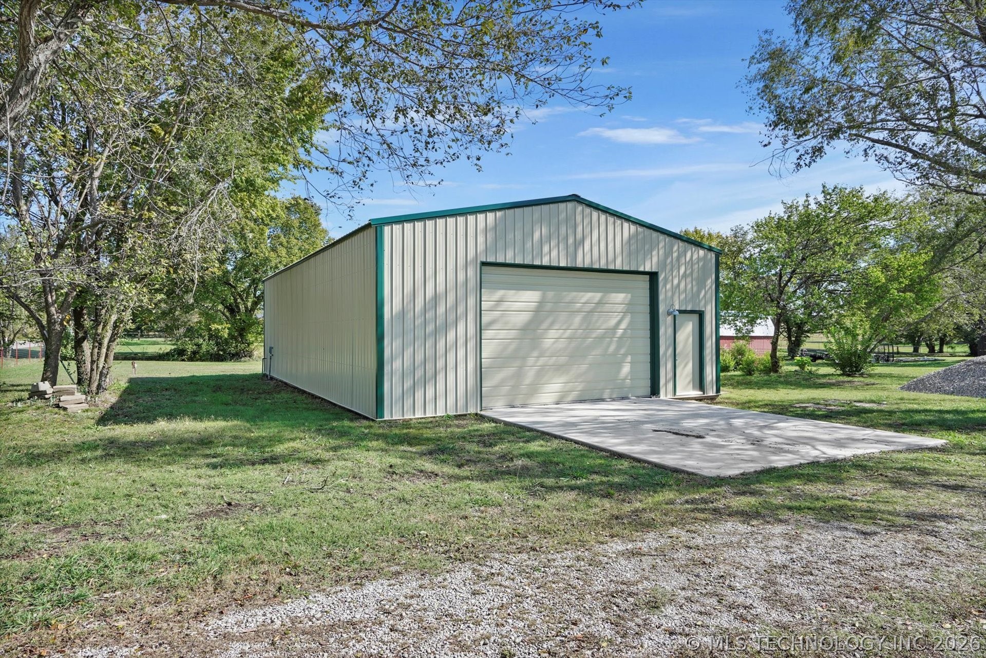 8730 E 136th Street N Collinsville OK 74021
