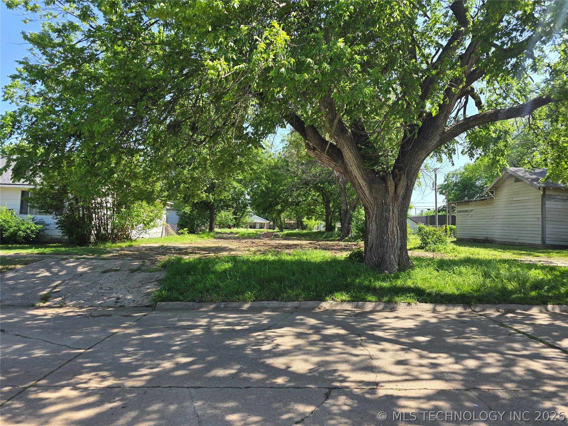 1117 E Maple Cushing OK 74023