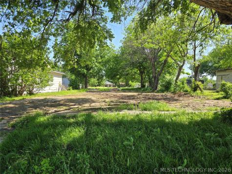 1117 E Maple Cushing OK 74023