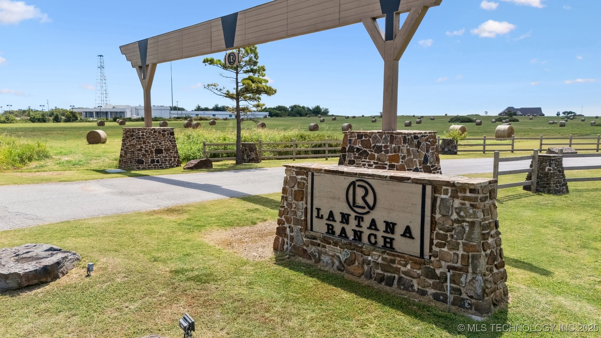 Sandstone Avenue Skiatook OK 74070