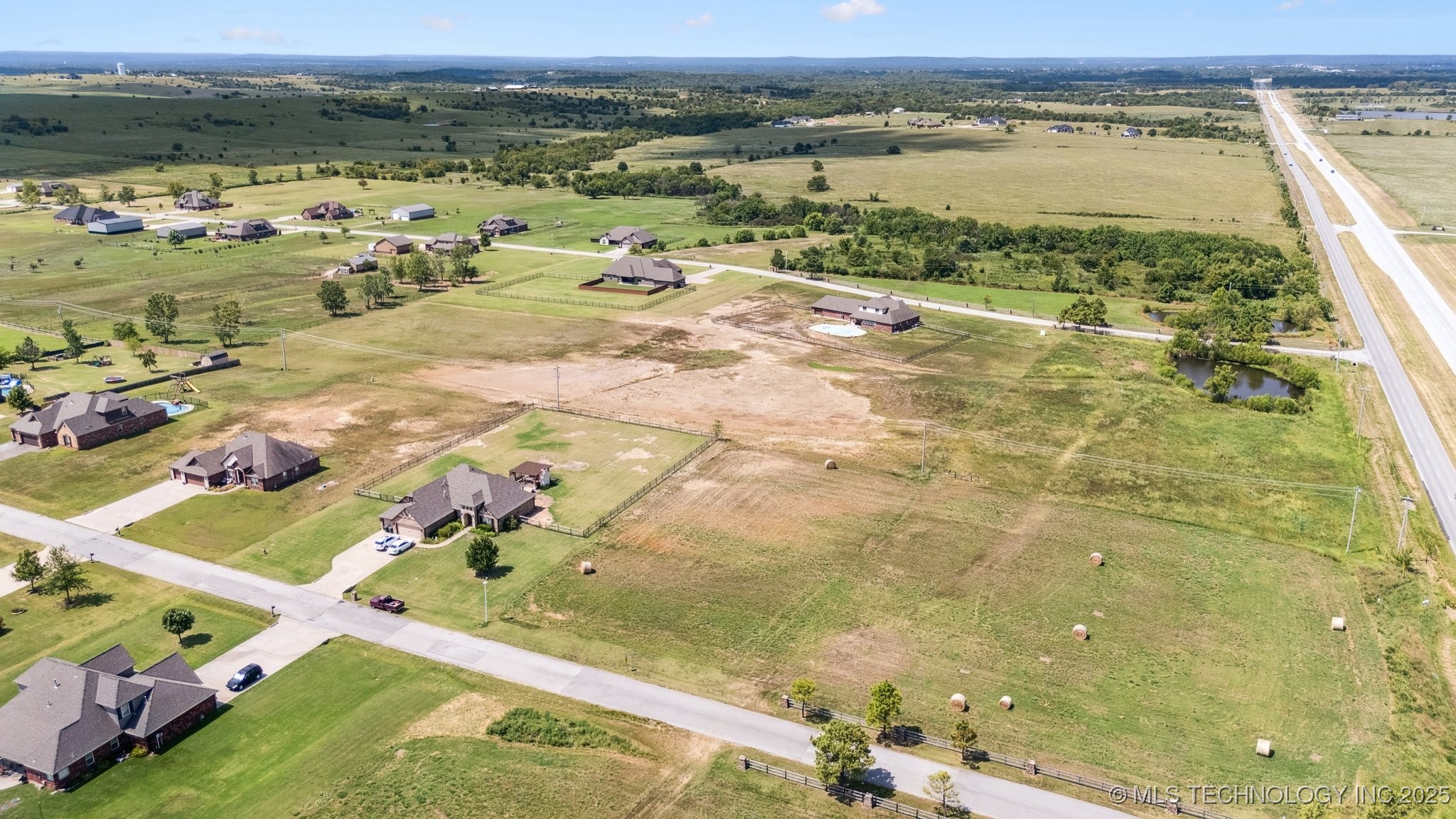 Sandstone Avenue Skiatook OK 74070