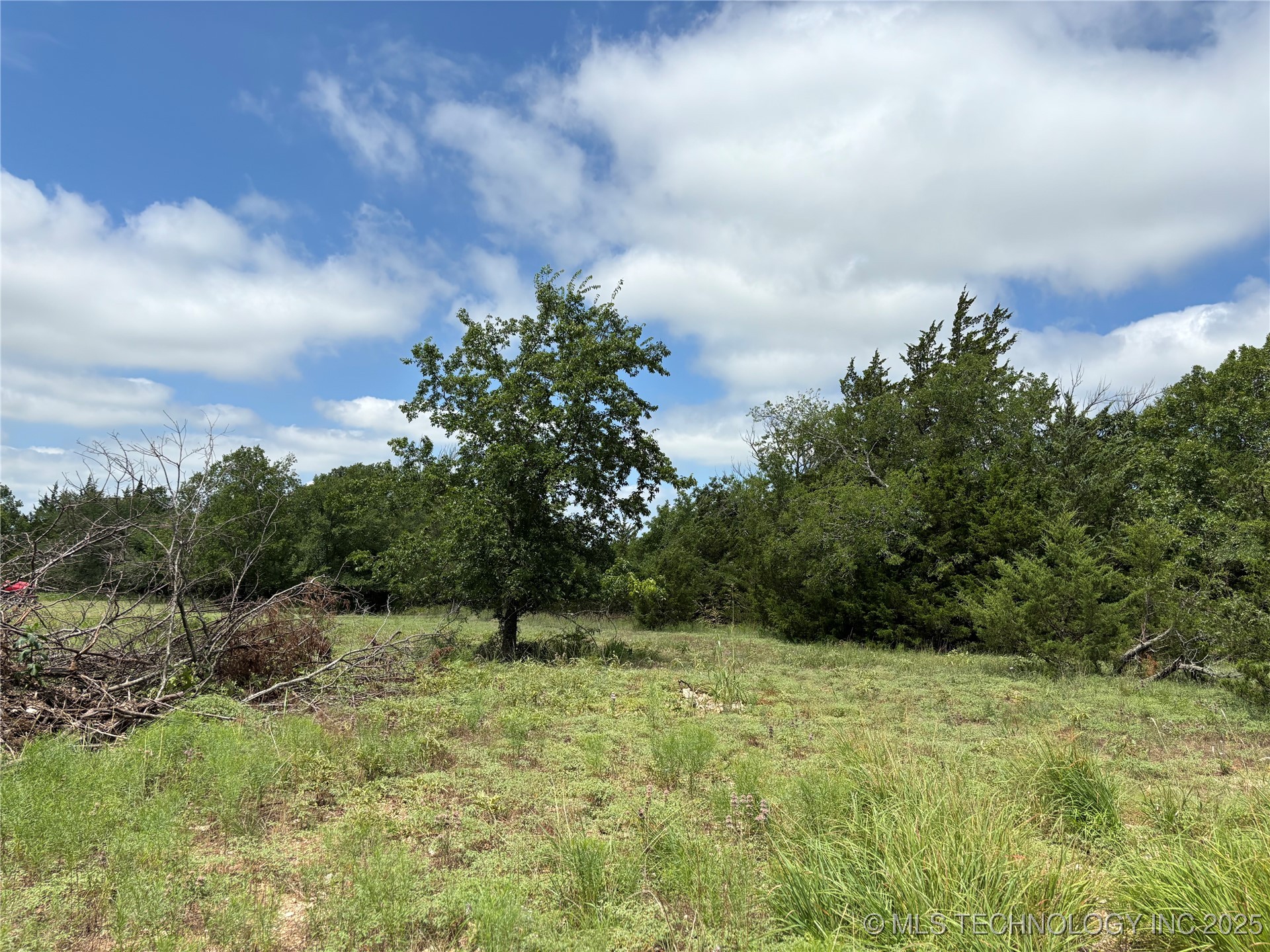 11185 E Gray Hill Milburn OK 73450