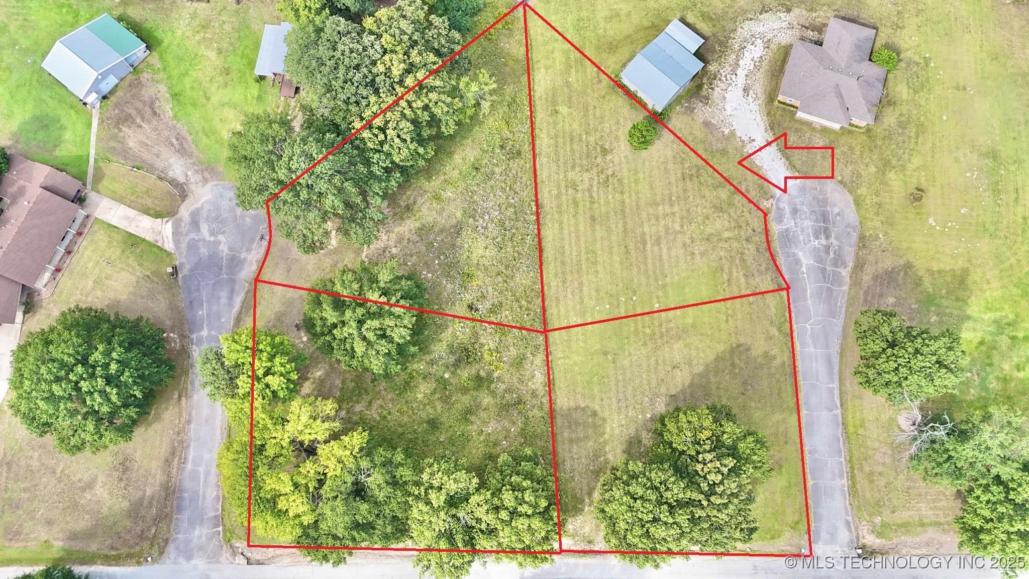 16 NW 3rd Circle Stigler OK 74462