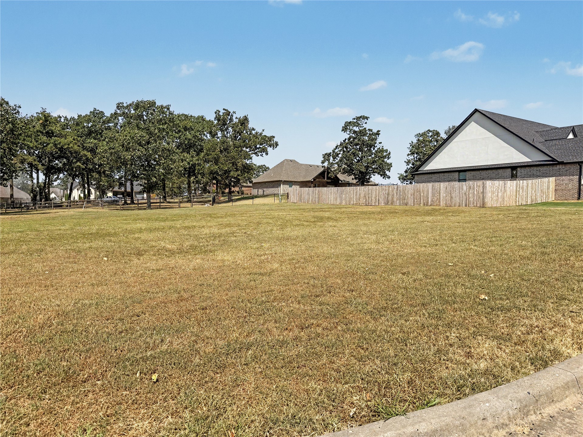 1445 N Angus Avenue Tahlequah OK 74464