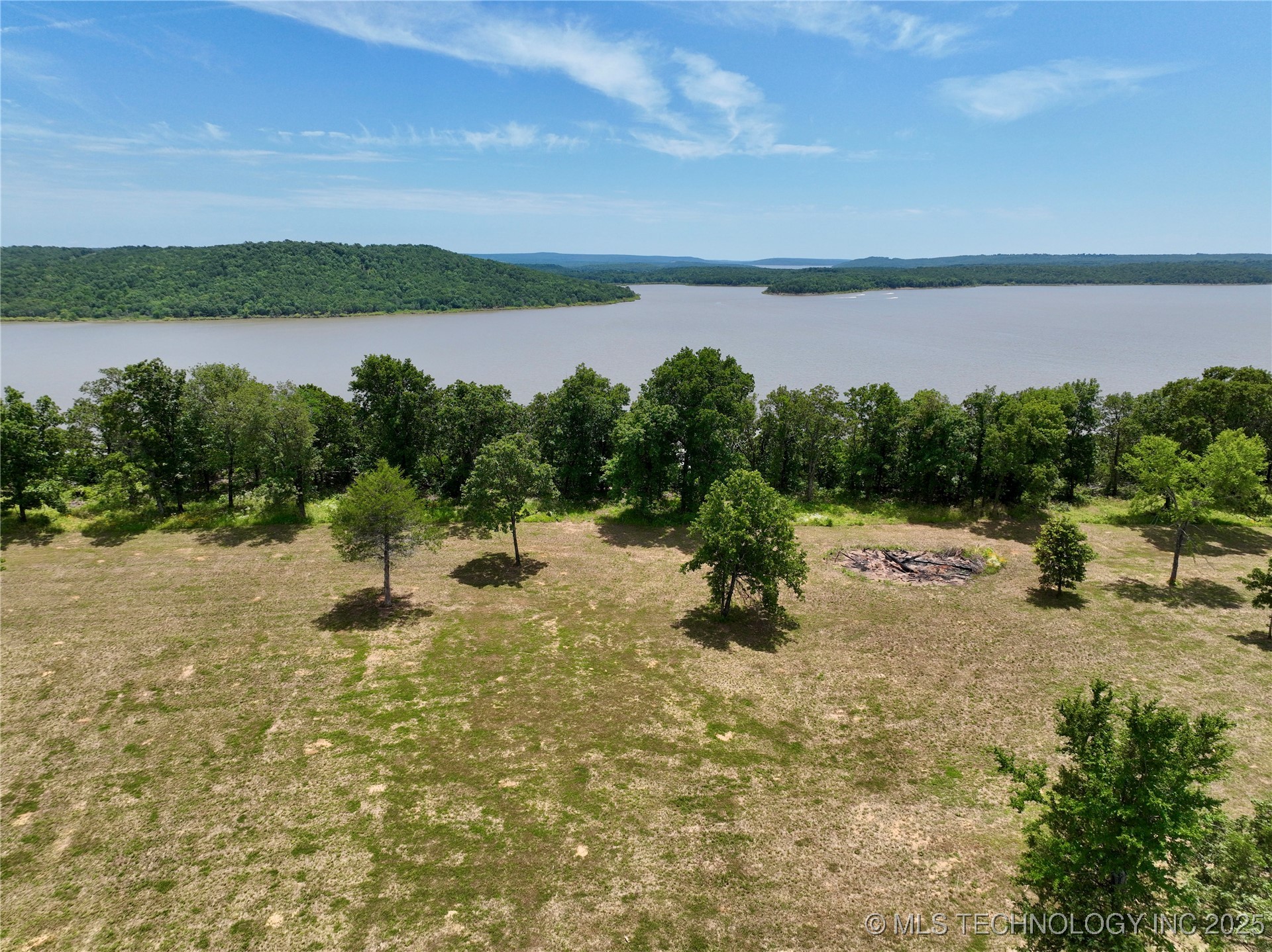 19 Kathy Lane Eufaula OK 74432