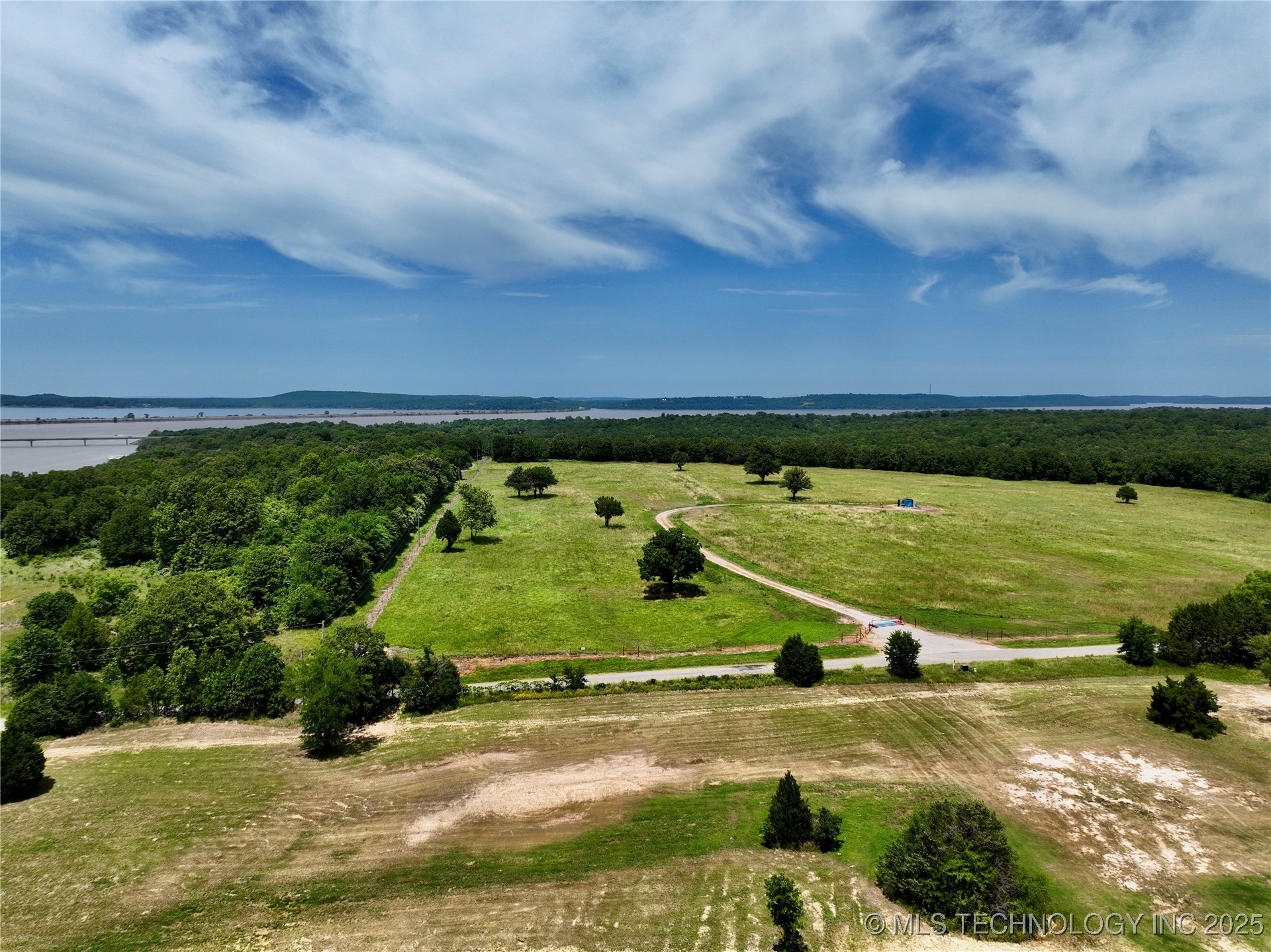 19 Kathy Lane Eufaula OK 74432