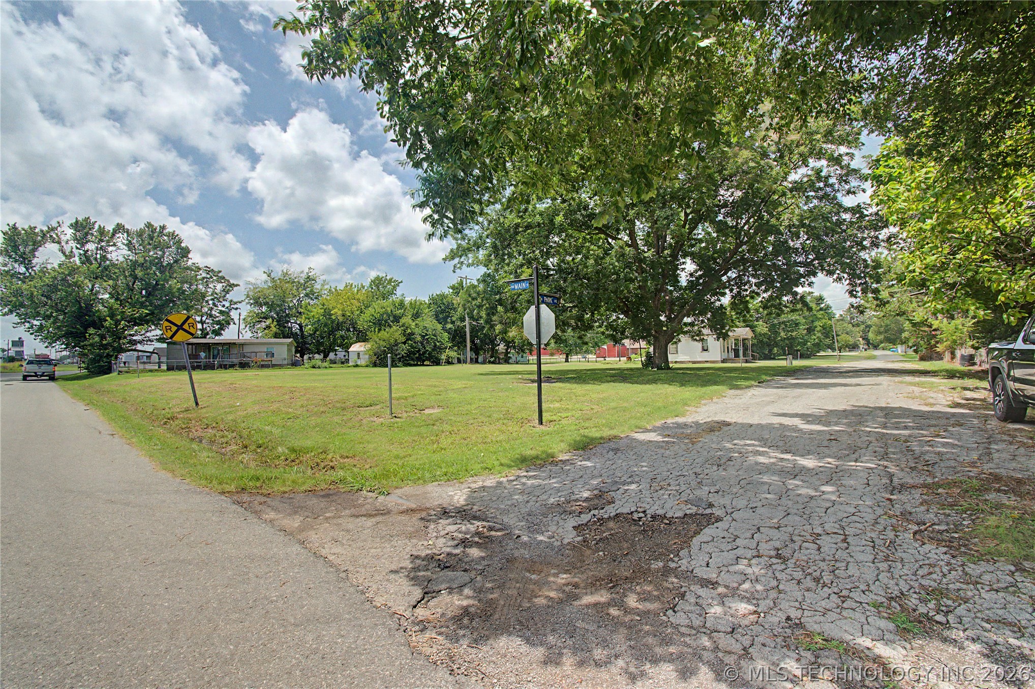 408 NW Main Street Checotah OK 74426