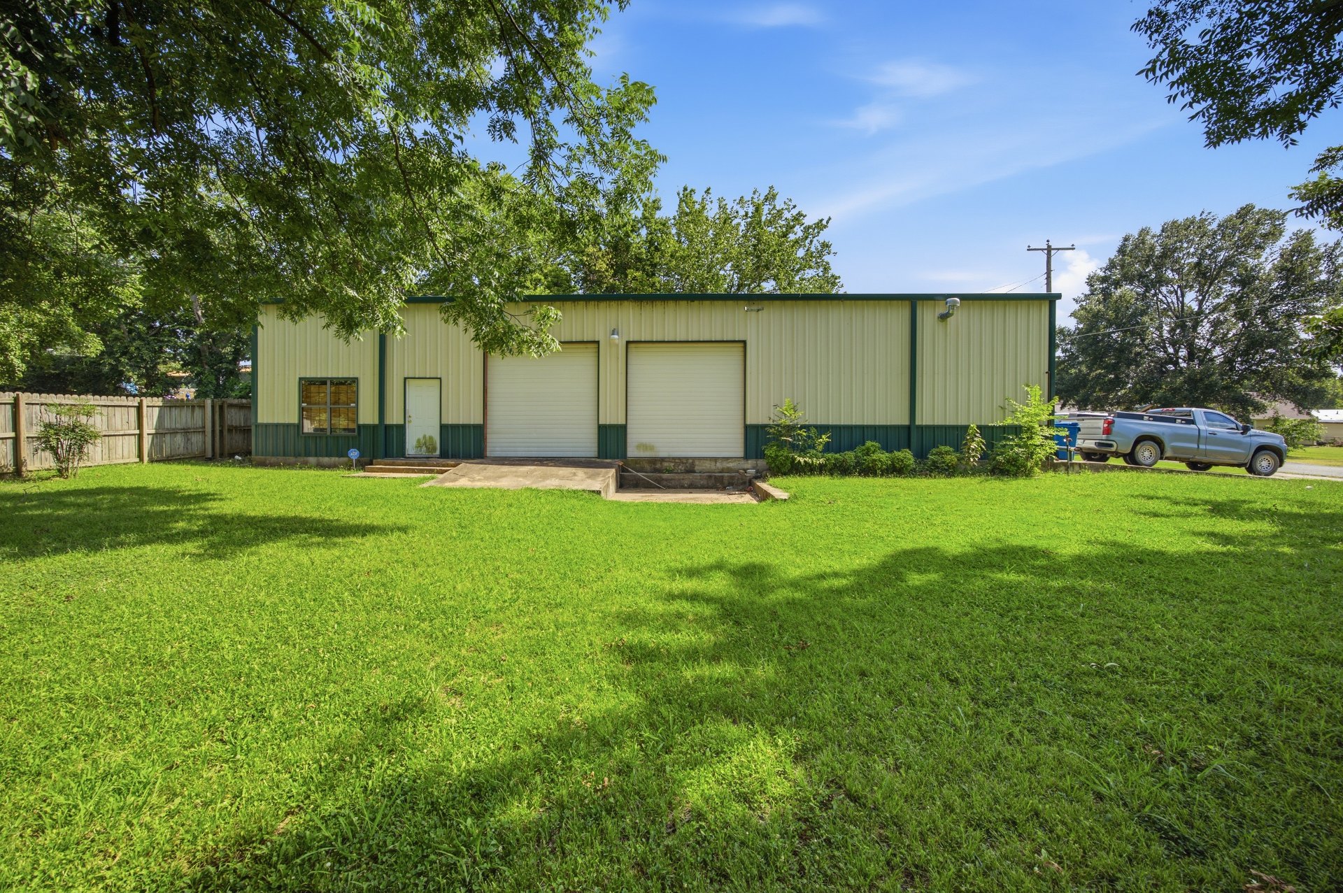 1406 N Hickory Street Mcalester OK 74501