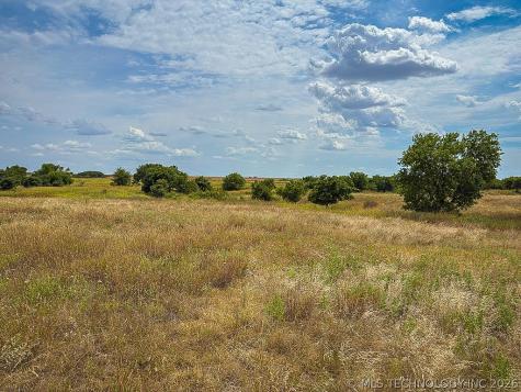 N 2340 Road Chattanooga OK 73528