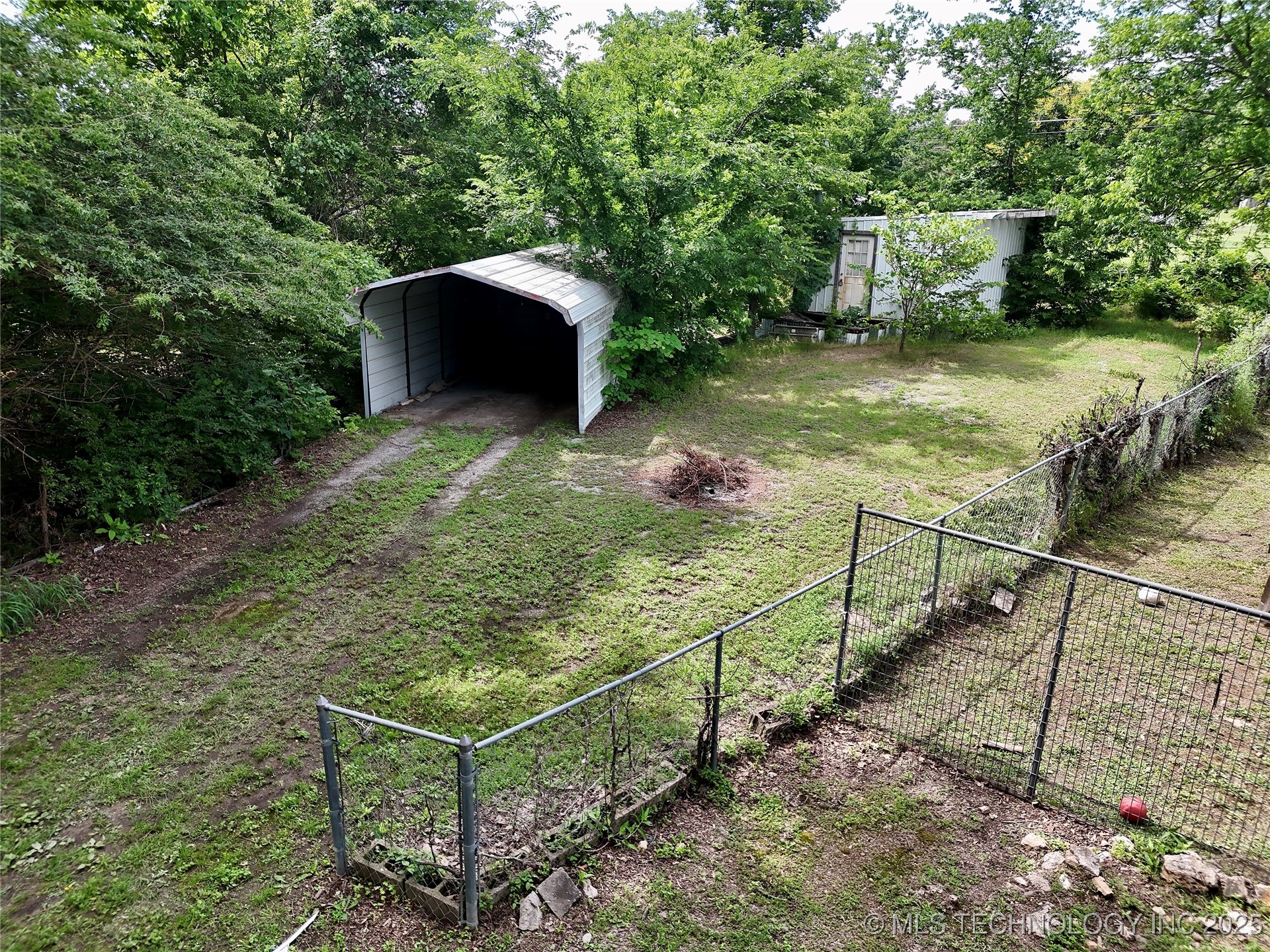 105 Oak Spavinaw OK 74366
