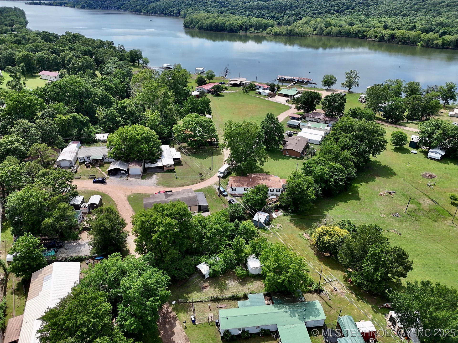 105 Oak Spavinaw OK 74366