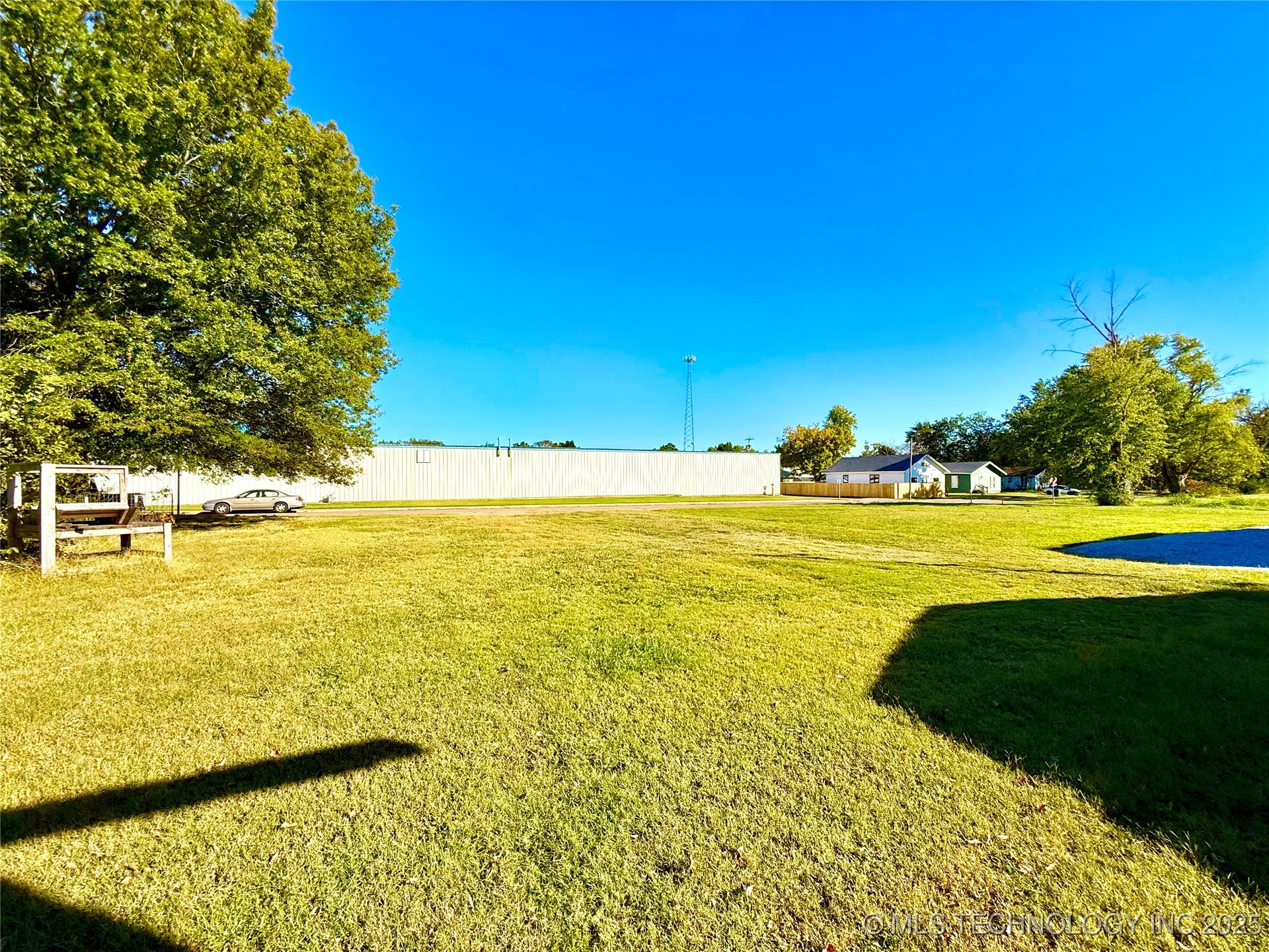 704 E 2nd Avenue Warner OK 74469