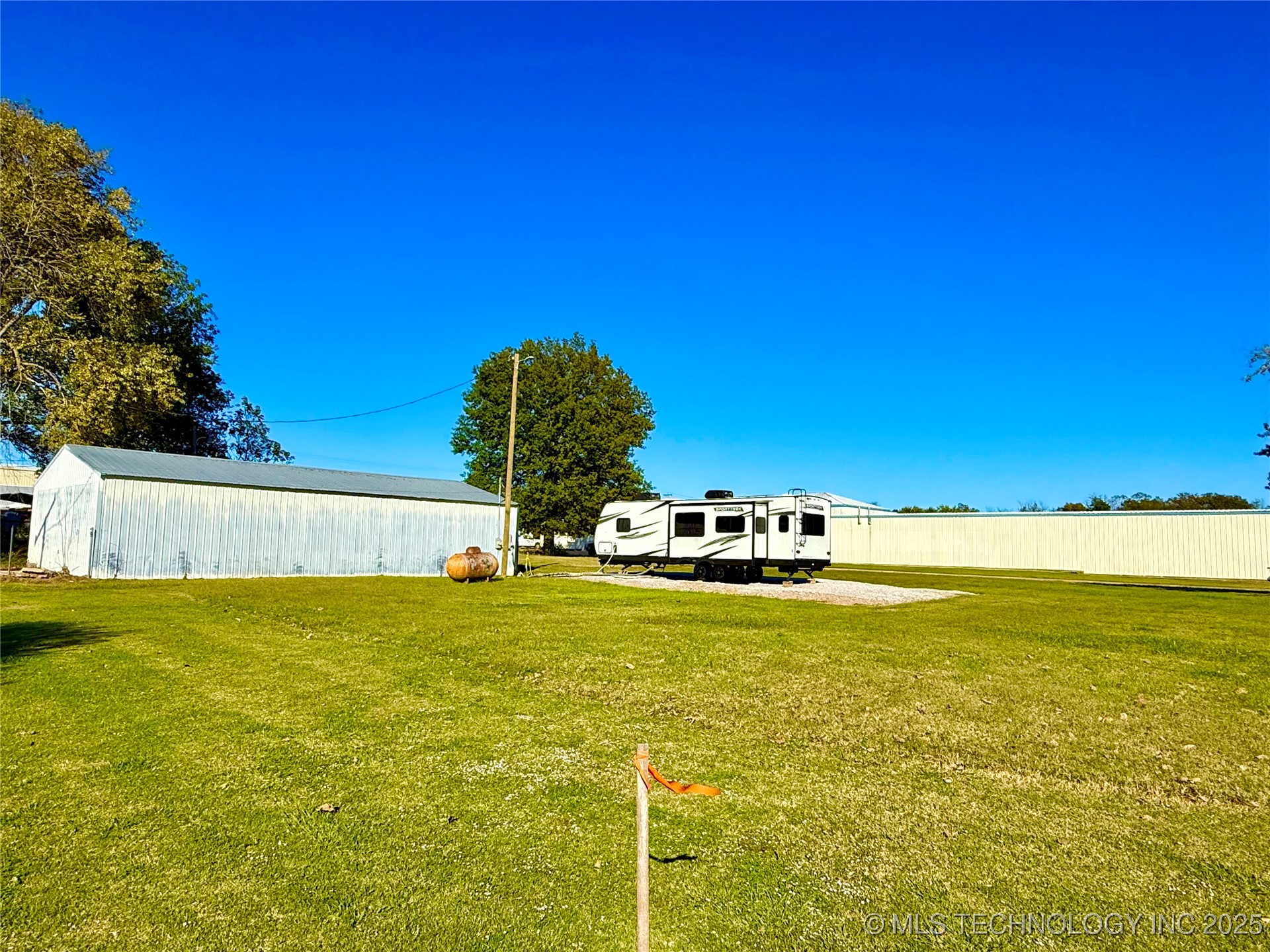 704 E 2nd Avenue Warner OK 74469