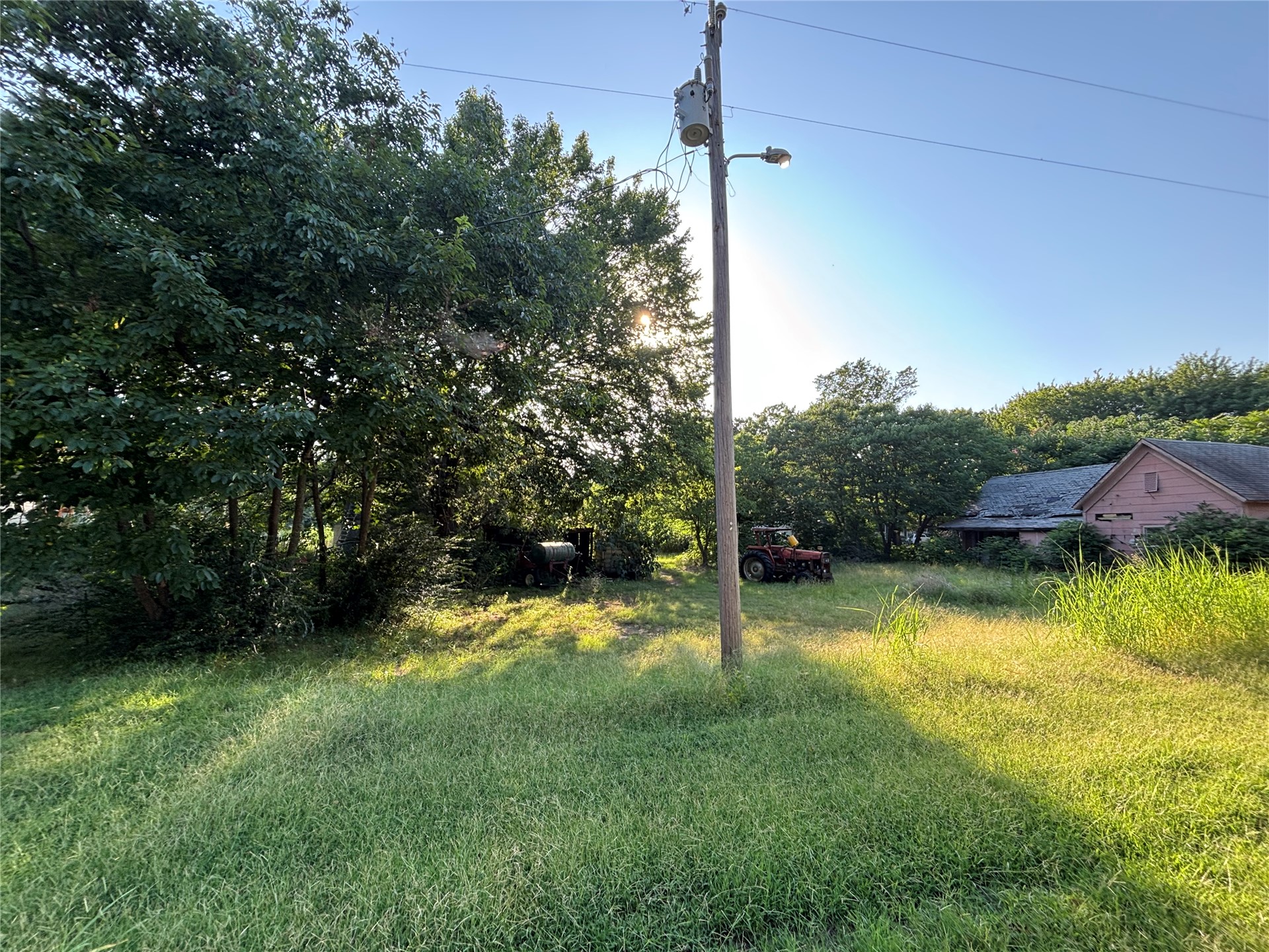 11 N Main Street Hendrix OK 74741
