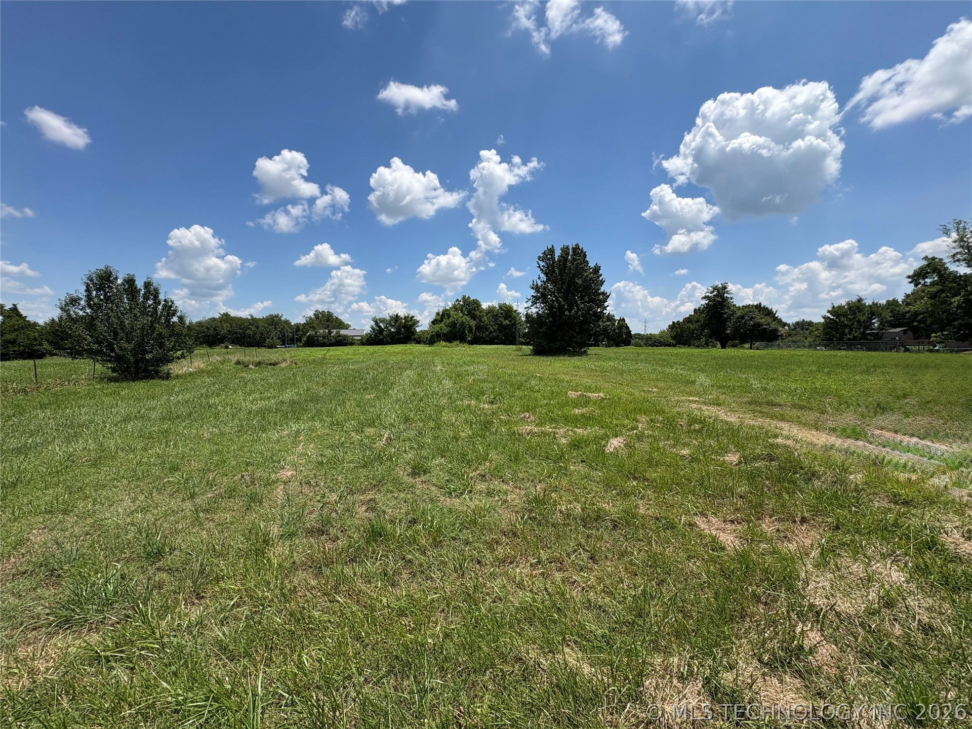9011 N Hudson Avenue Sperry OK 74073