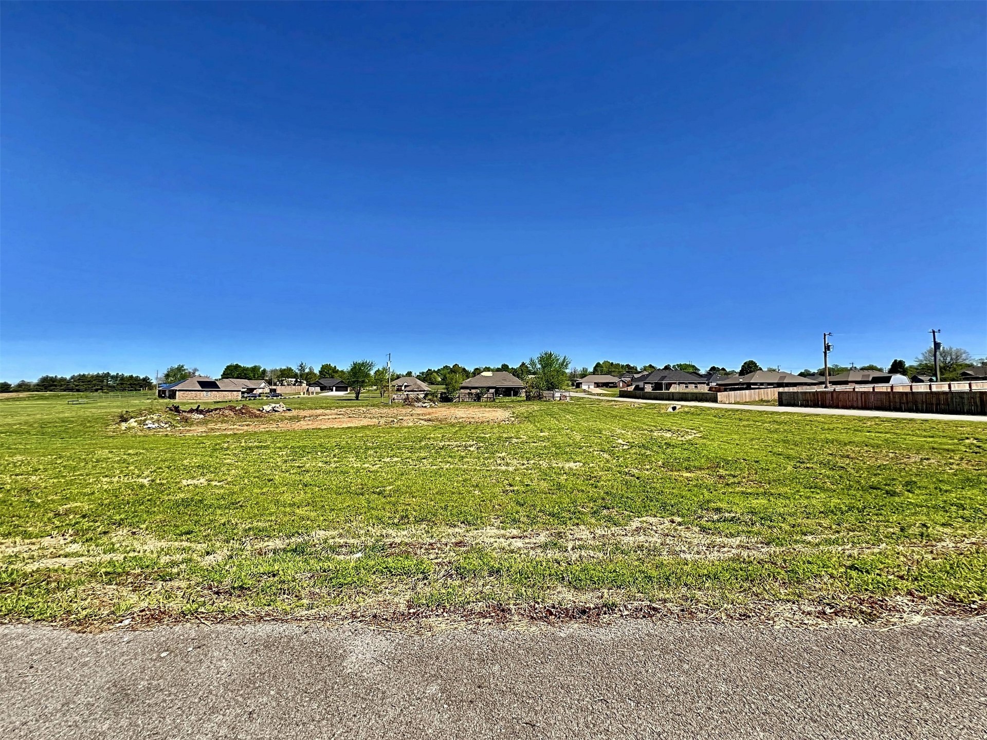 17540 W Tray Road Tahlequah OK 74464
