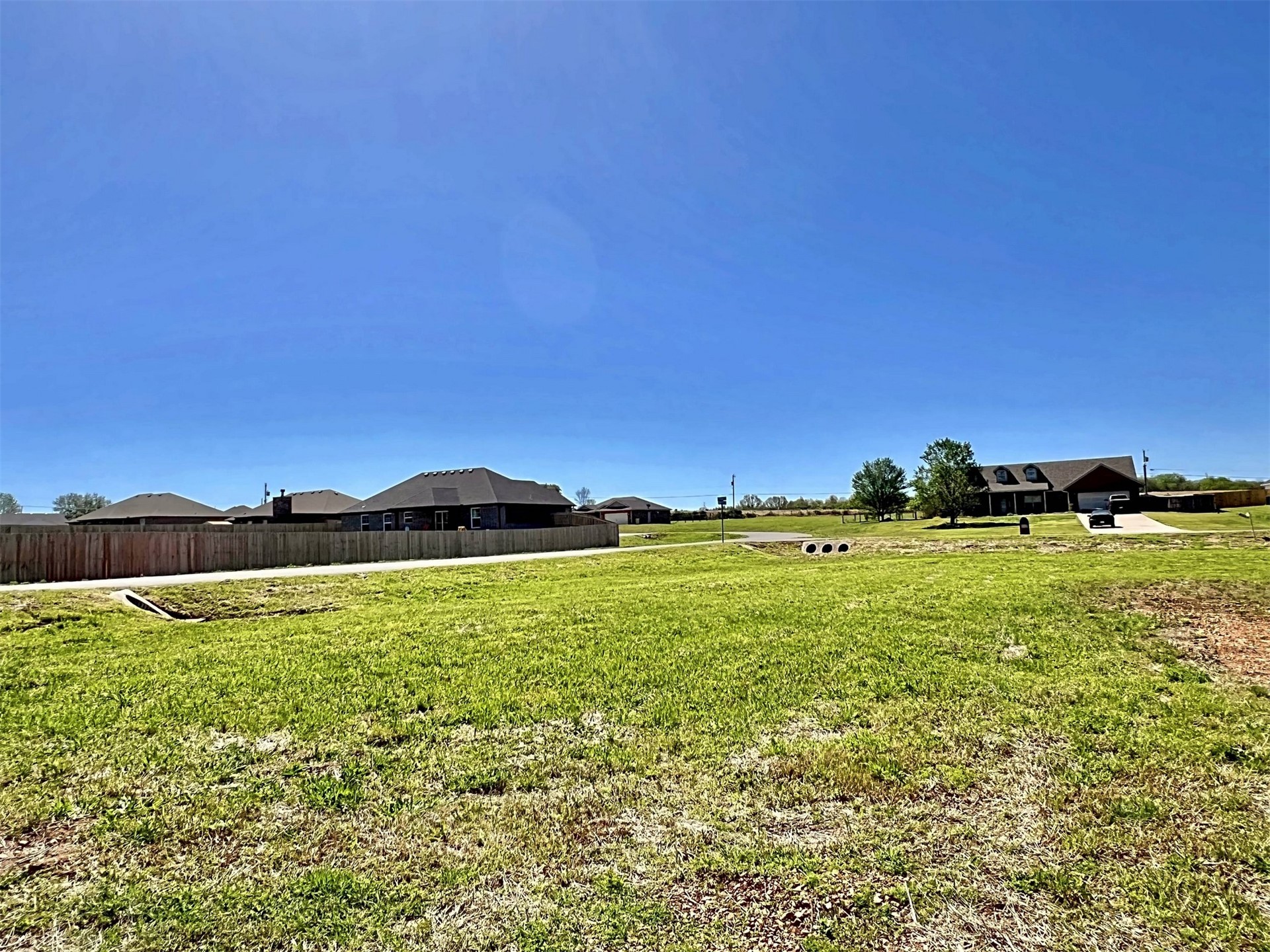 17540 W Tray Road Tahlequah OK 74464