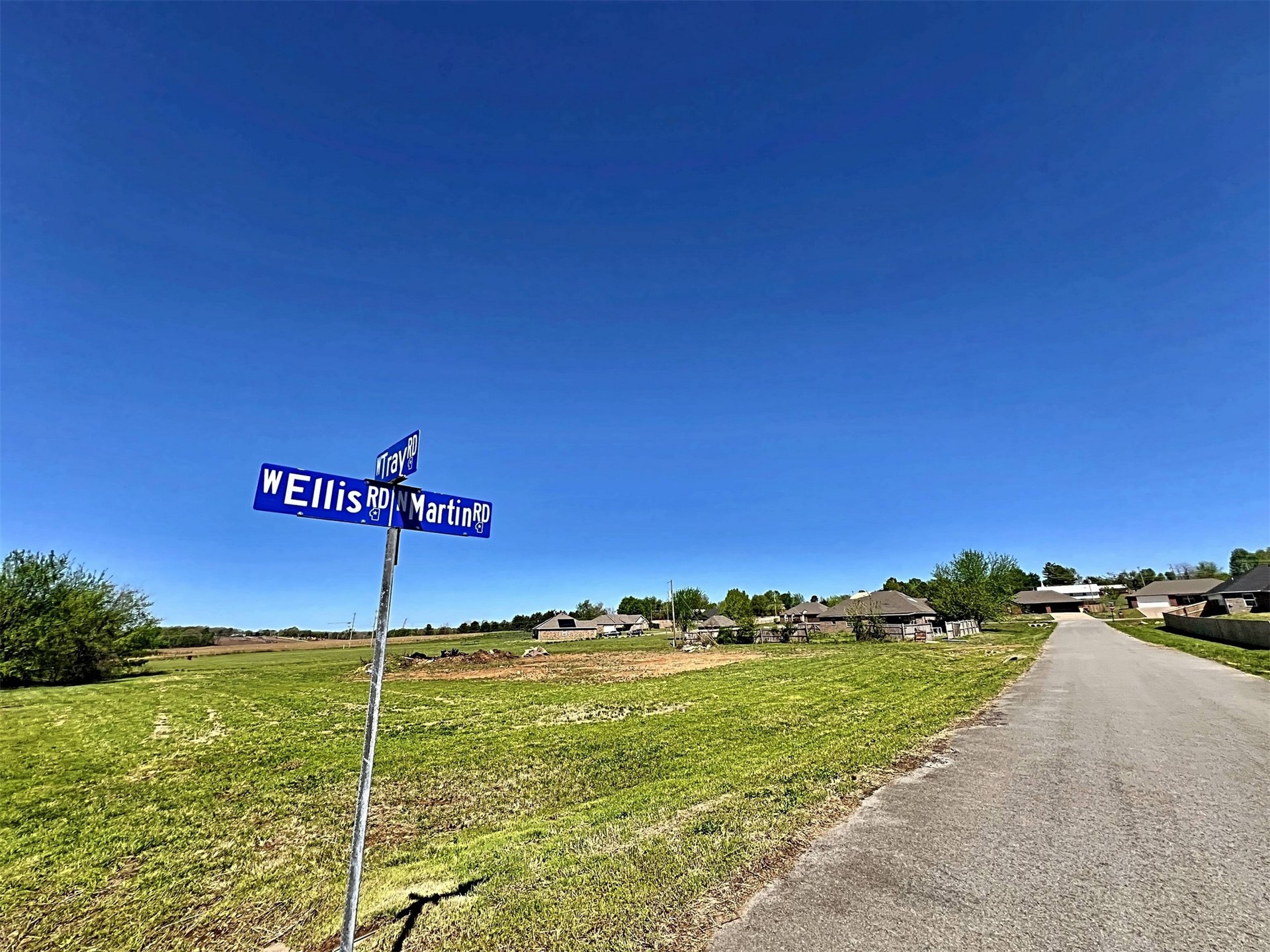 17540 W Tray Road Tahlequah OK 74464