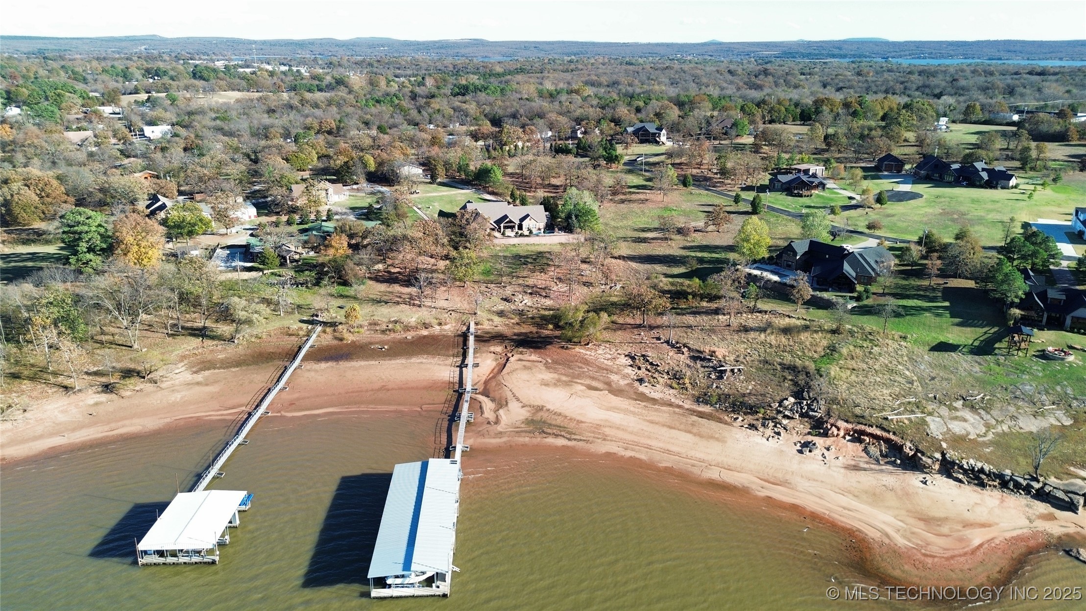 4 Channel Road Eufaula OK 74432