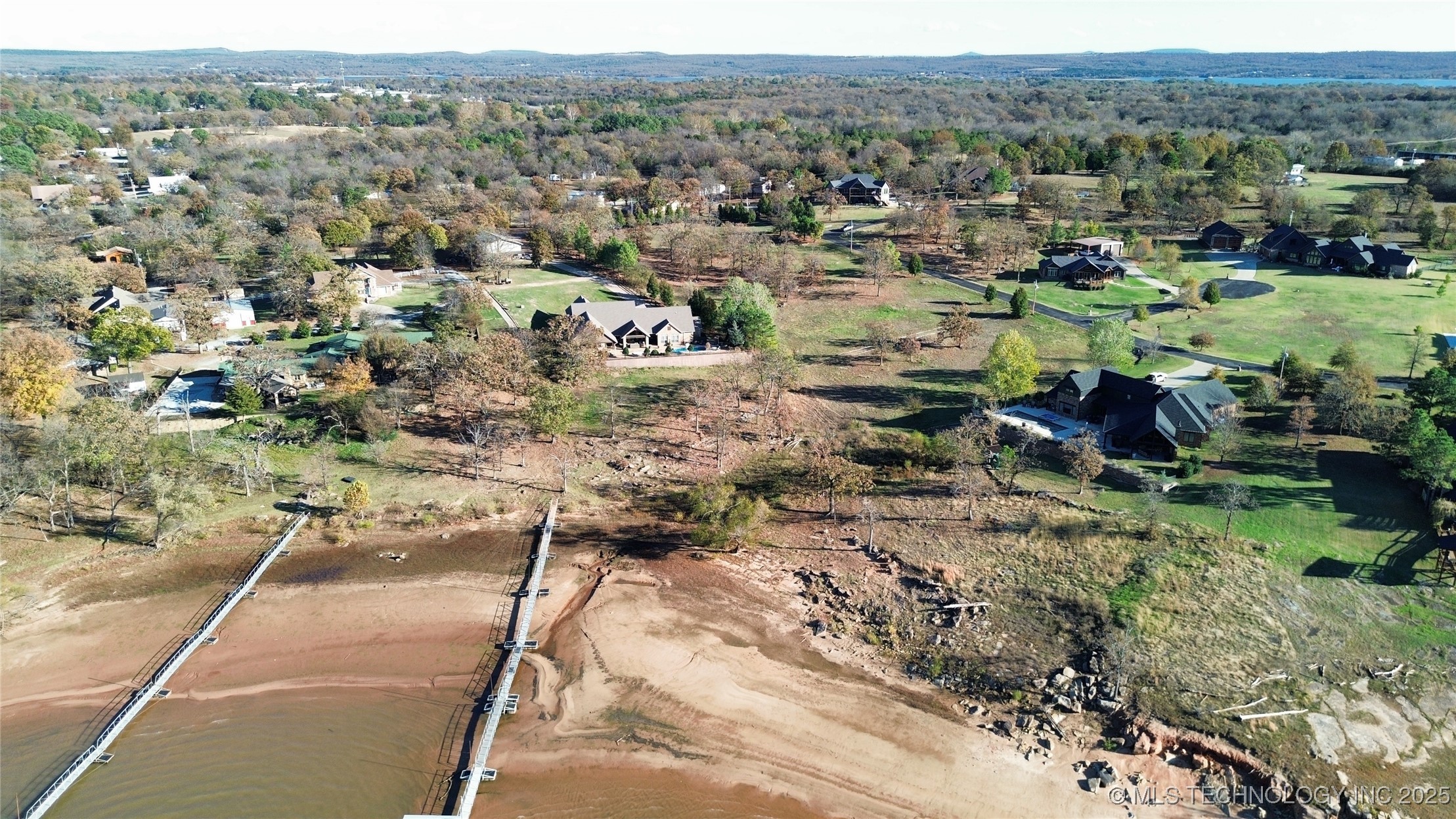 4 Channel Road Eufaula OK 74432