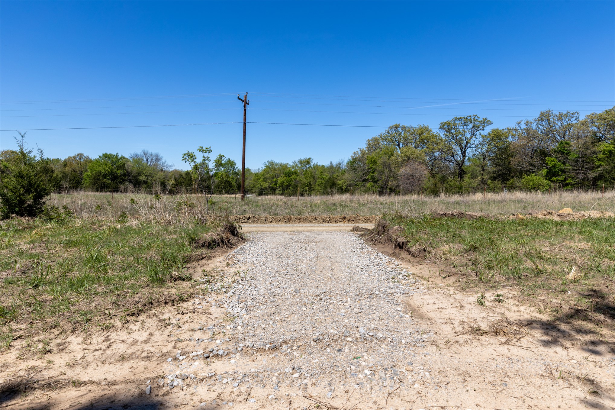 3 E 1180 Road Okemah OK 74859