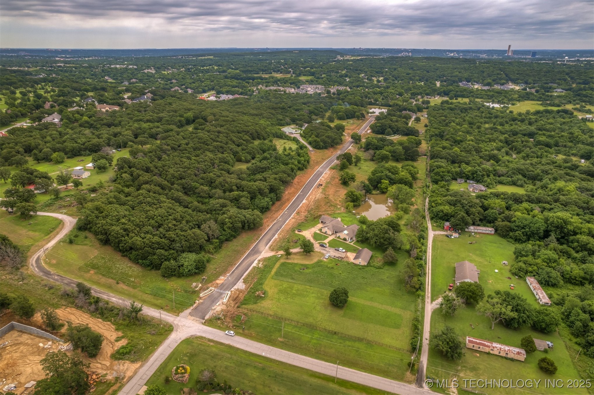 4781 Oak Timber Drive Tulsa OK 74131