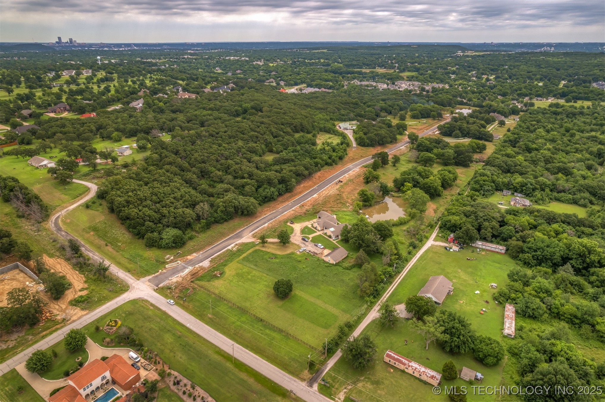 4781 Oak Timber Drive Tulsa OK 74131